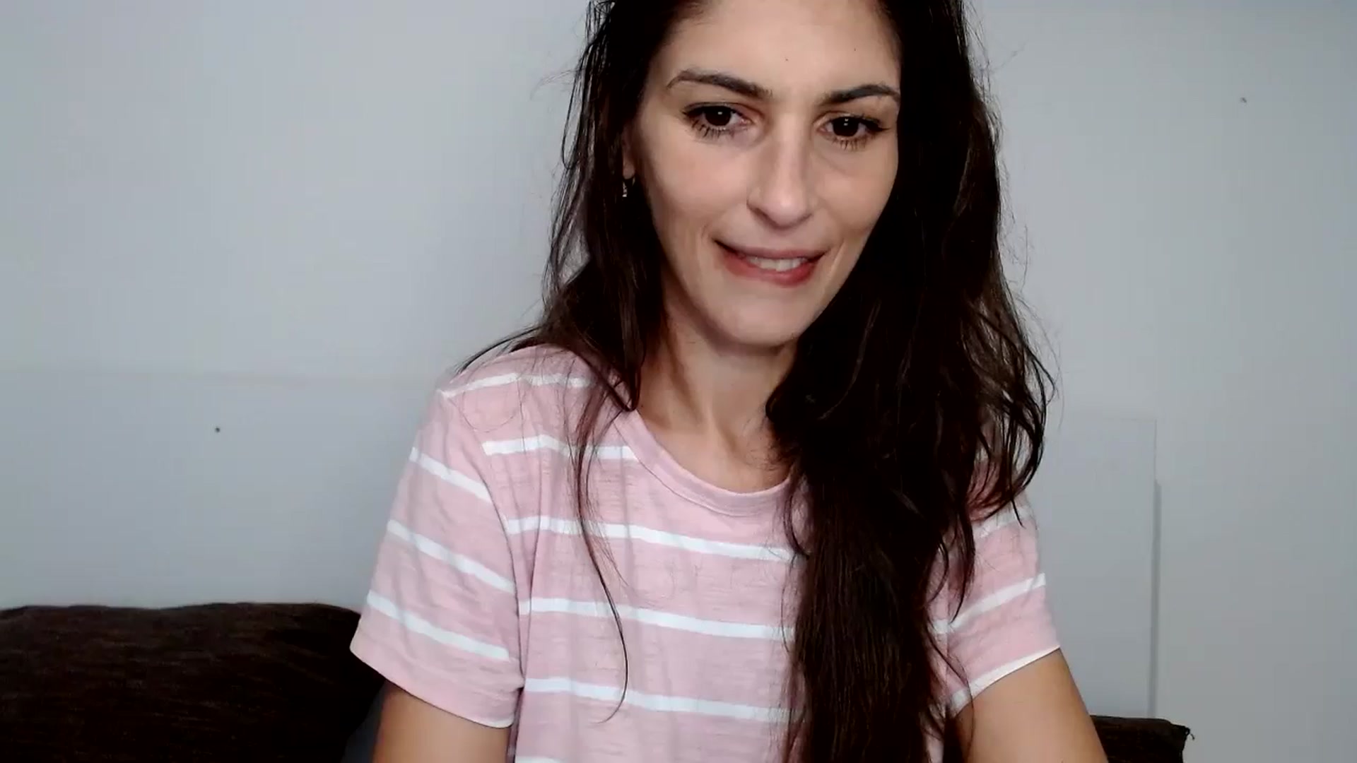 Gallery image thumbnail from AnnaMFC_'s myfreecams stream on, 06/29/2024, 02:35 image 3 of 20