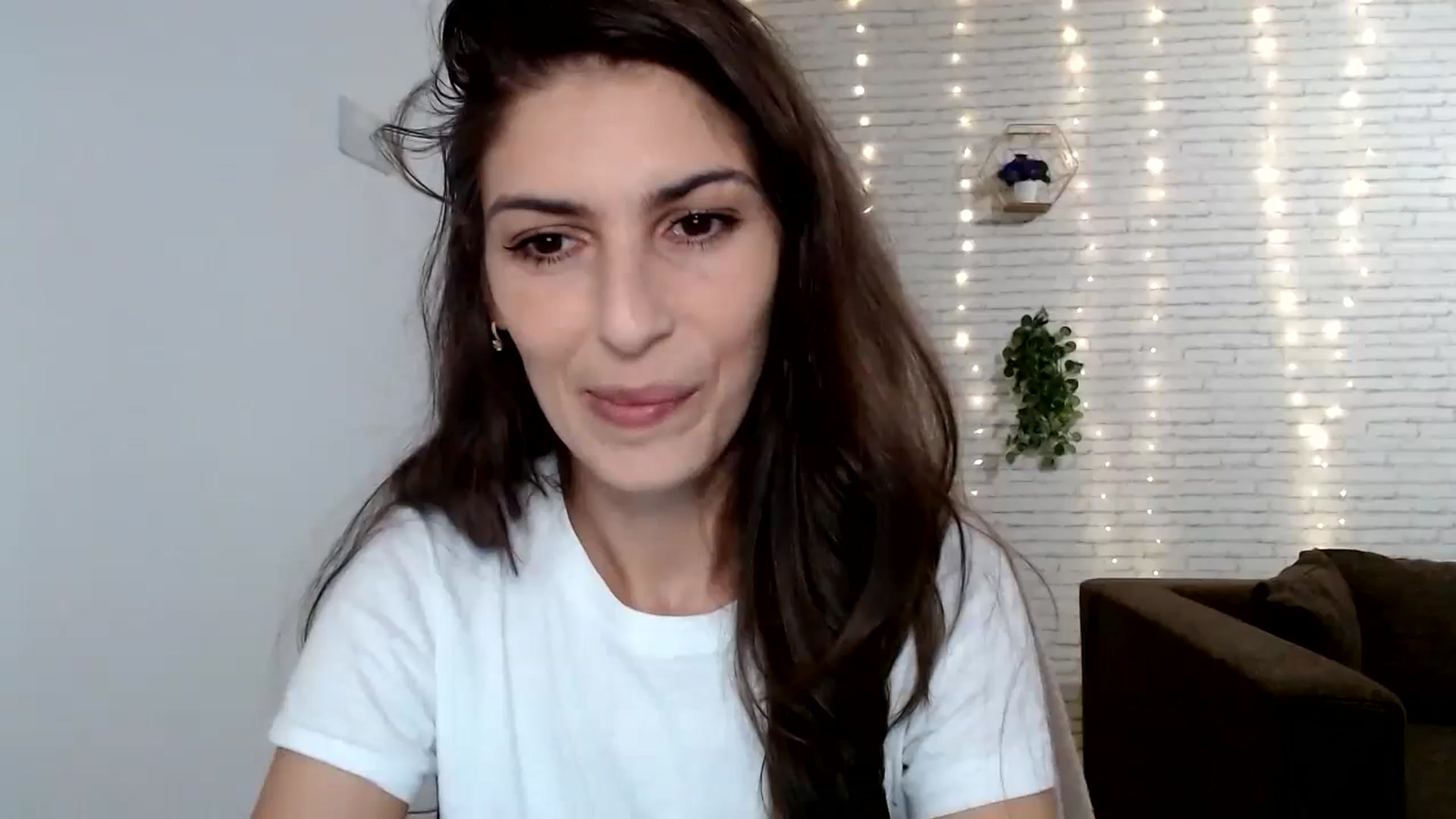Gallery image thumbnail from AnnaMFC_'s myfreecams stream on, 07/06/2024, 03:58 image 20 of 20