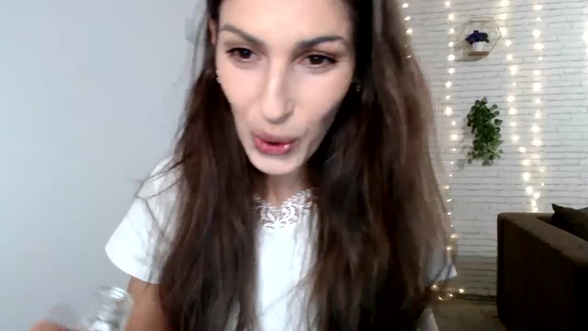 Gallery image thumbnail from AnnaMFC_'s myfreecams stream on, 07/07/2024, 05:47 image 11 of 20