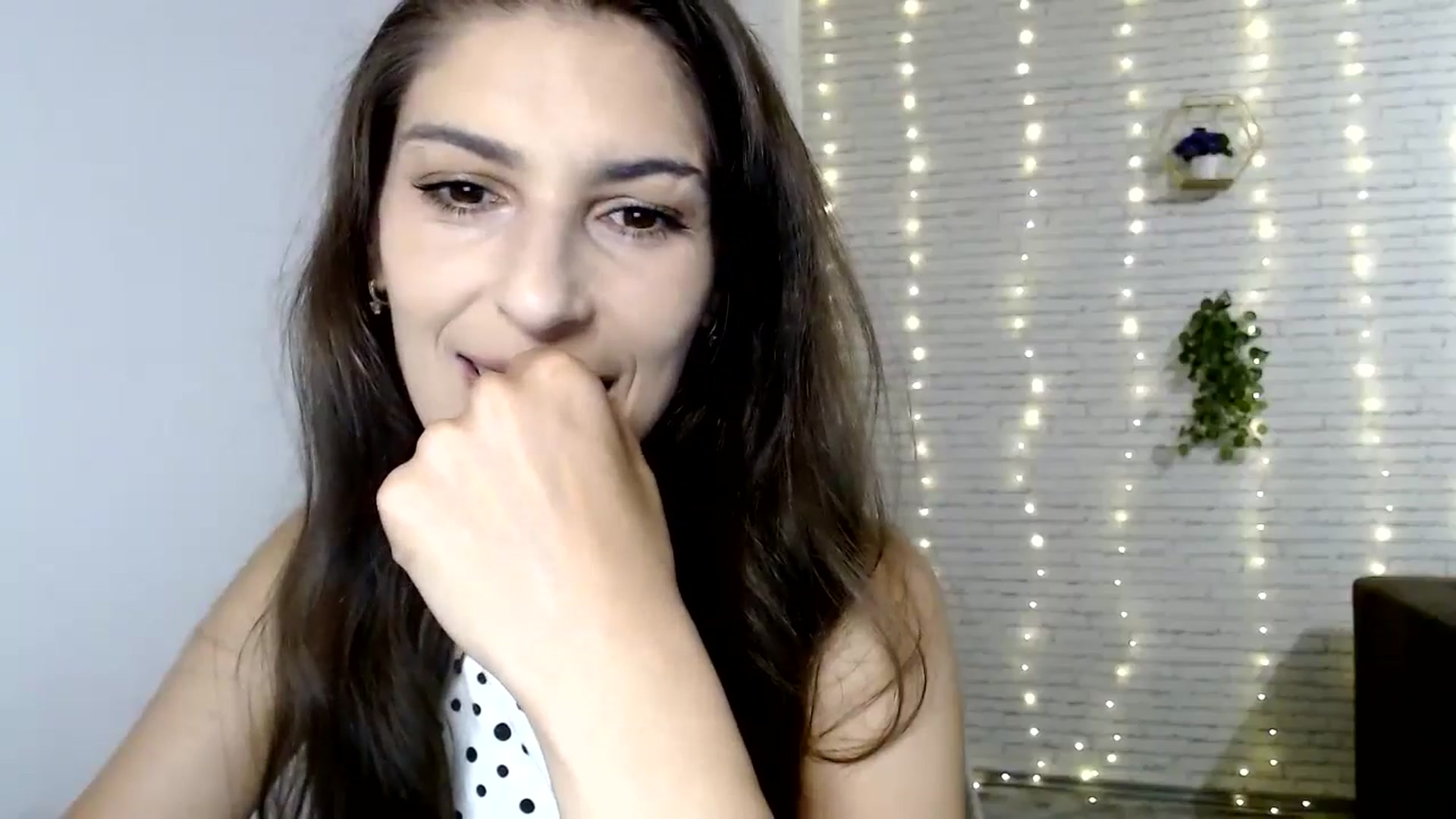 Gallery image thumbnail from AnnaMFC_'s myfreecams stream on, 07/14/2024, 04:42 image 10 of 20
