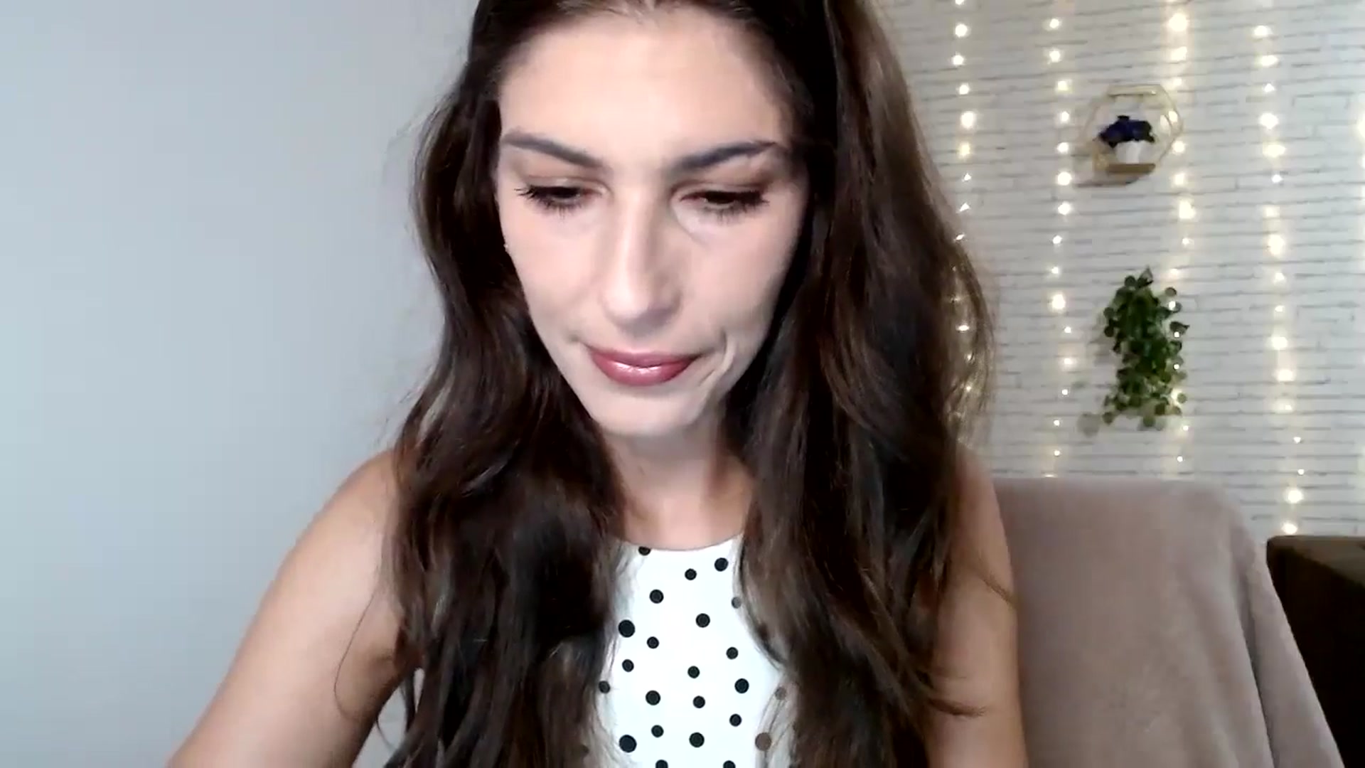 Gallery image thumbnail from AnnaMFC_'s myfreecams stream on, 07/14/2024, 04:42 image 3 of 20