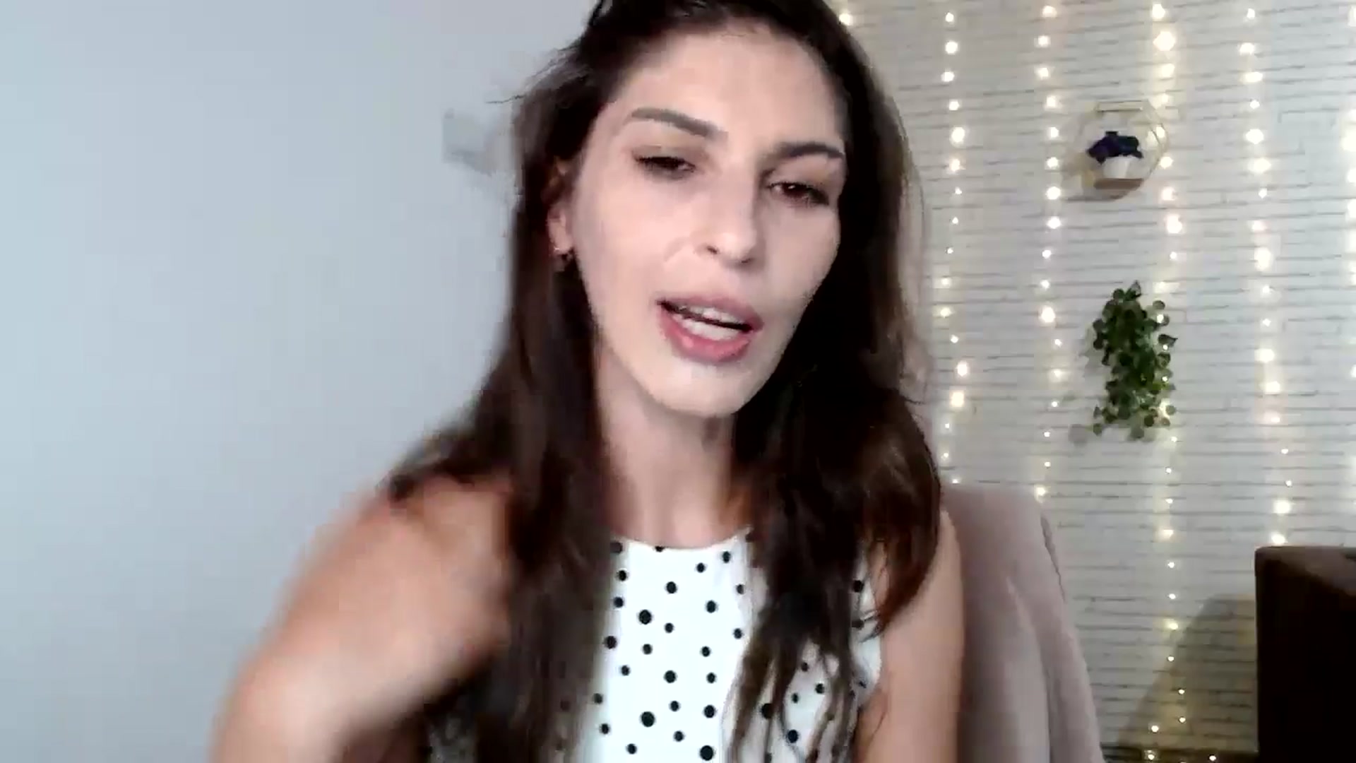 Gallery image thumbnail from AnnaMFC_'s myfreecams stream on, 07/14/2024, 04:42 image 14 of 20
