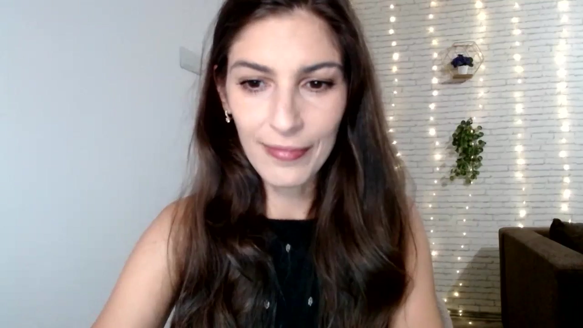 Gallery image thumbnail from AnnaMFC_'s myfreecams stream on, 08/03/2024, 03:01 image 18 of 20