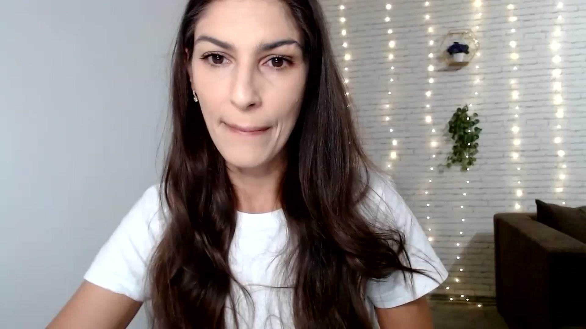 Gallery image thumbnail from AnnaMFC_'s myfreecams stream on, 08/06/2024, 03:06 image 2 of 20