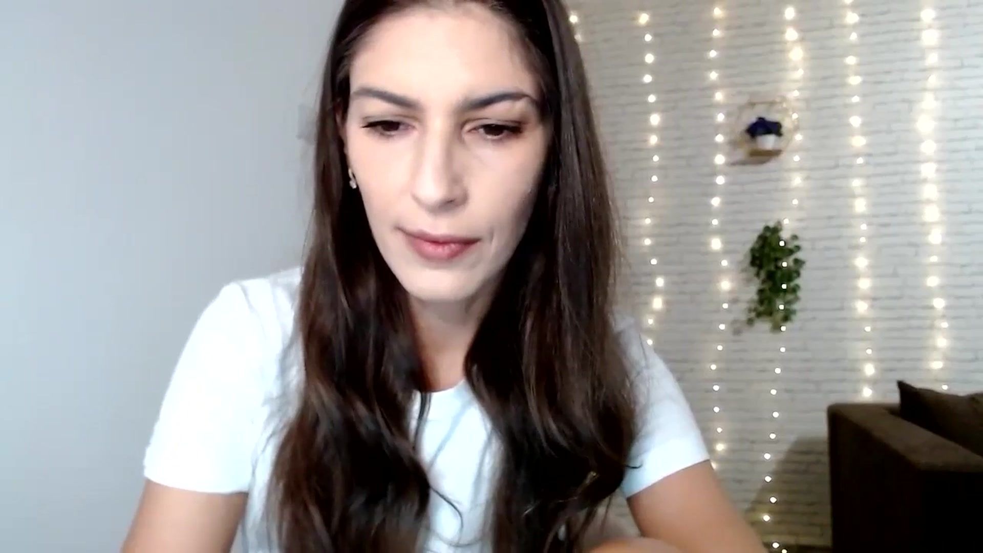 Gallery image thumbnail from AnnaMFC_'s myfreecams stream on, 08/06/2024, 03:06 image 7 of 20