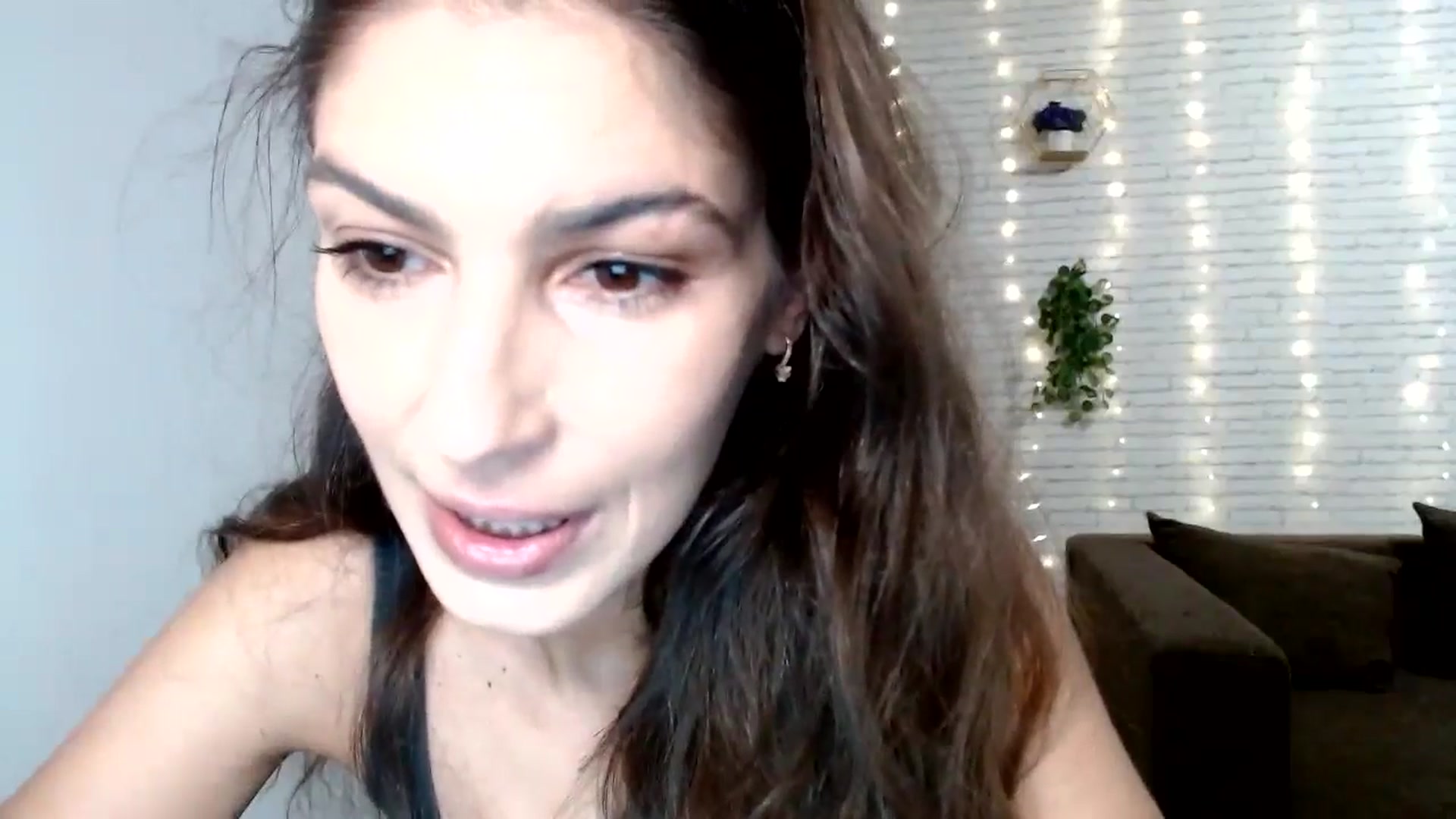 Gallery image thumbnail from AnnaMFC_'s myfreecams stream on, 08/27/2024, 04:16 image 5 of 20