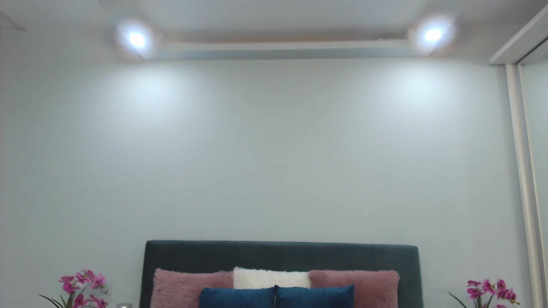 Gallery image thumbnail from AnnaMarina's myfreecams stream on, 03/20/2023, 15:27 image 3 of 20