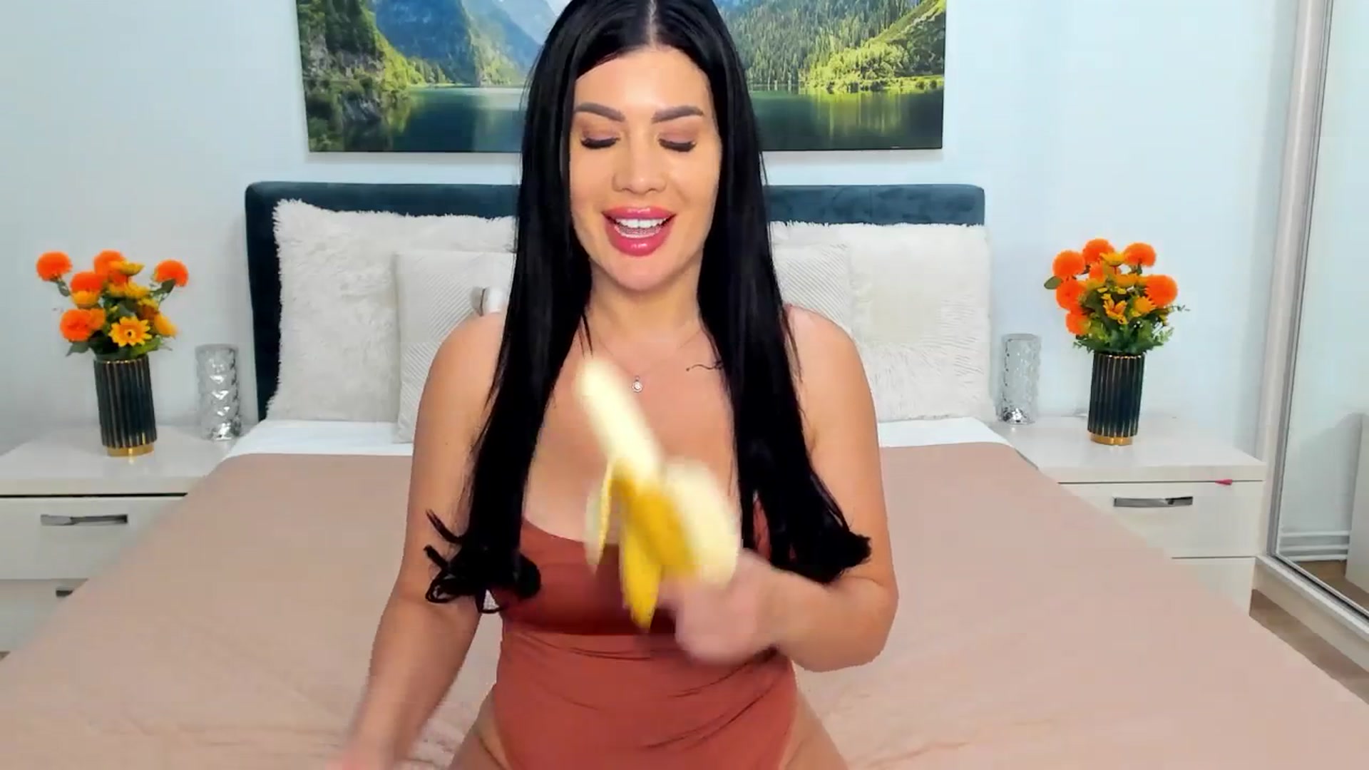 Gallery image thumbnail from AnnaMarina's myfreecams stream on, 06/14/2025, 05:58 image 2 of 20