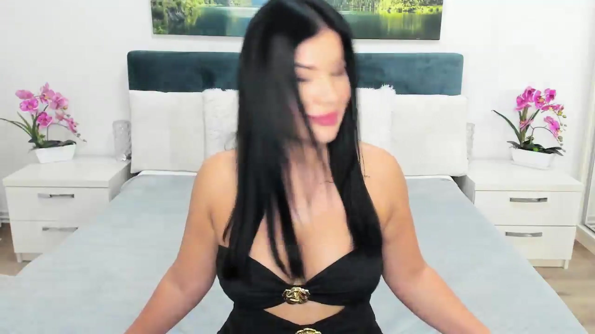 Gallery image thumbnail from AnnaMarina's myfreecams stream on, 09/19/2026, 03:36 image 12 of 20