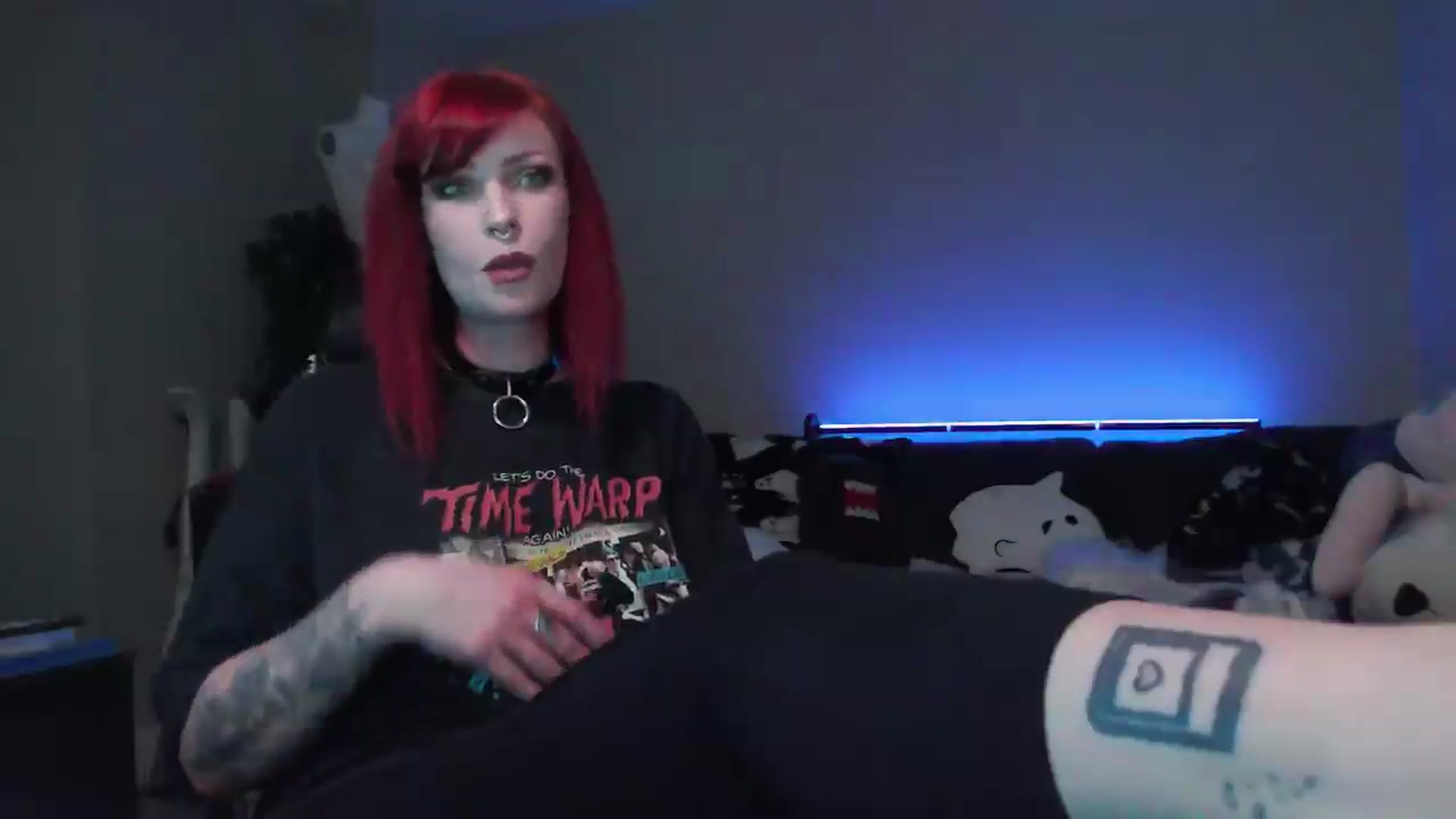 Gallery image thumbnail from AnnaMidnght's myfreecams stream on, 04/28/2026, 17:31 image 8 of 20