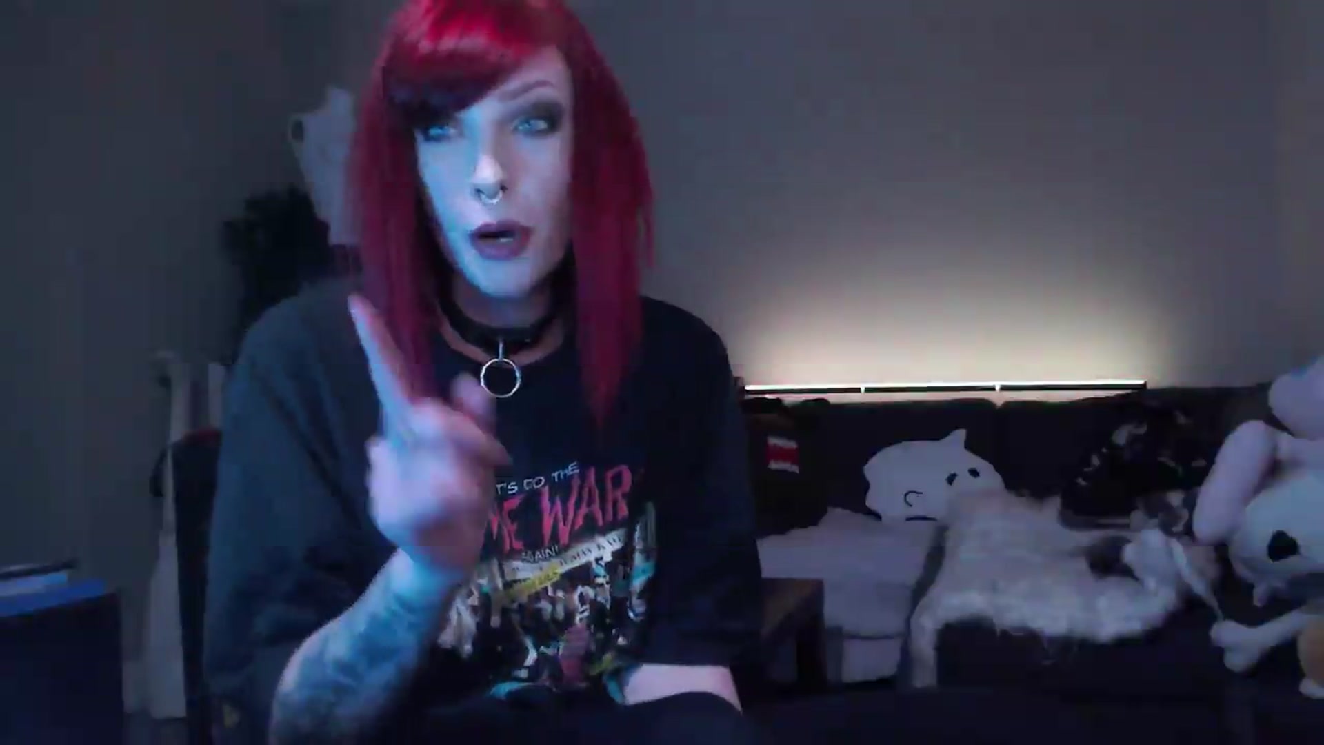 Gallery image thumbnail from AnnaMidnght's myfreecams stream on, 04/28/2026, 17:31 image 2 of 20