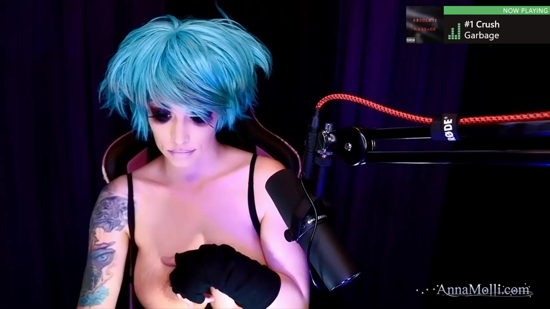 Gallery image thumbnail from AnnaMolli's myfreecams stream on, 07/20/2023, 06:16 image 12 of 20