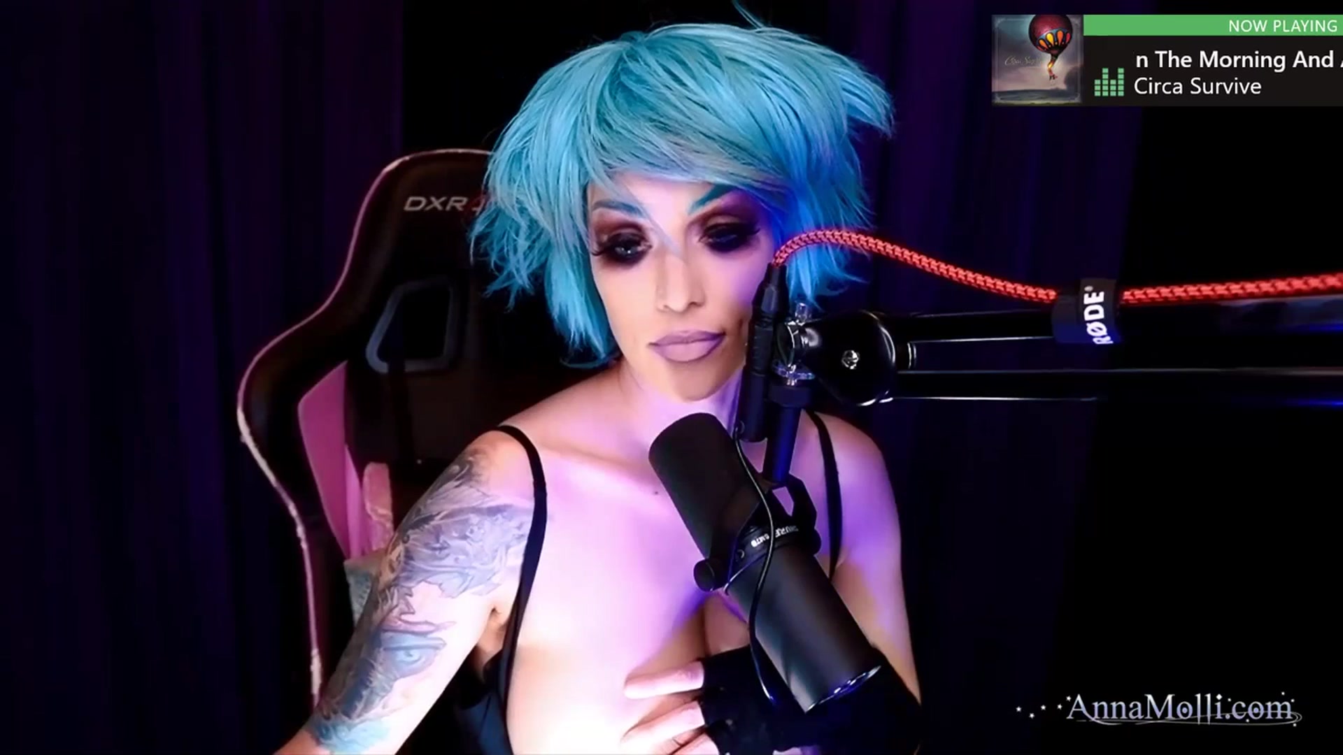 Gallery image thumbnail from AnnaMolli's myfreecams stream on, 07/20/2023, 07:05 image 9 of 20