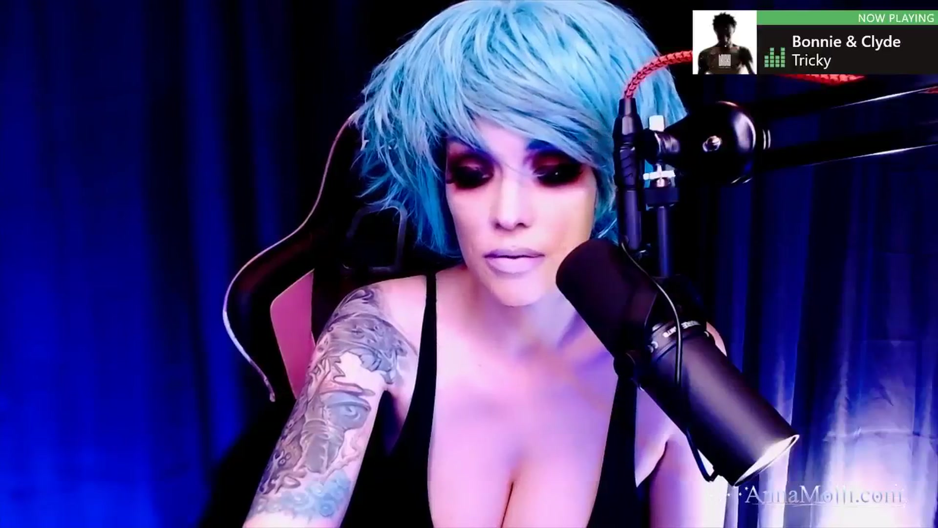 Gallery image thumbnail from AnnaMolli's myfreecams stream on, 08/05/2023, 06:43 image 3 of 20