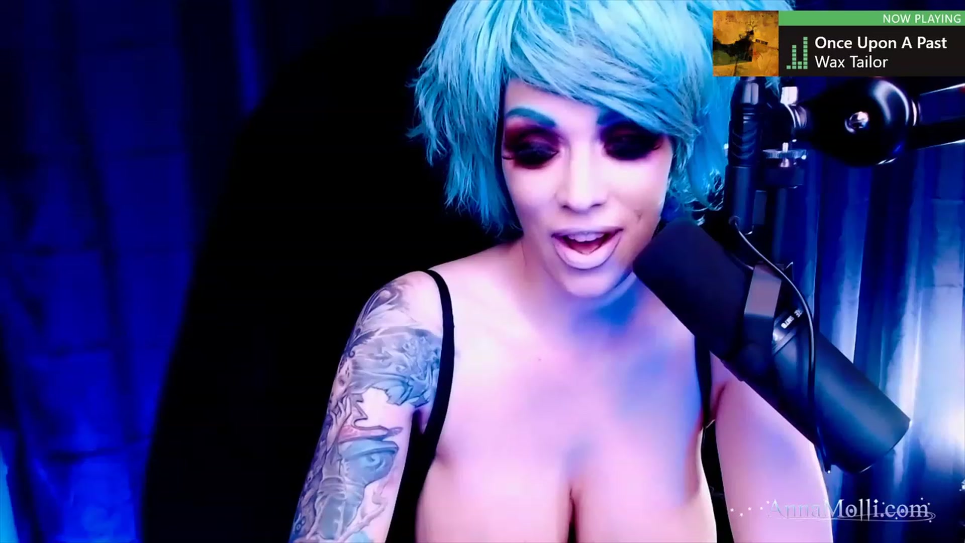 Gallery image thumbnail from AnnaMolli's myfreecams stream on, 08/26/2023, 07:09 image 8 of 20