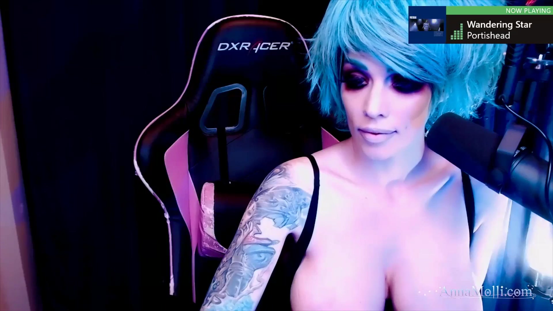 Gallery image thumbnail from AnnaMolli's myfreecams stream on, 08/28/2023, 07:07 image 15 of 20