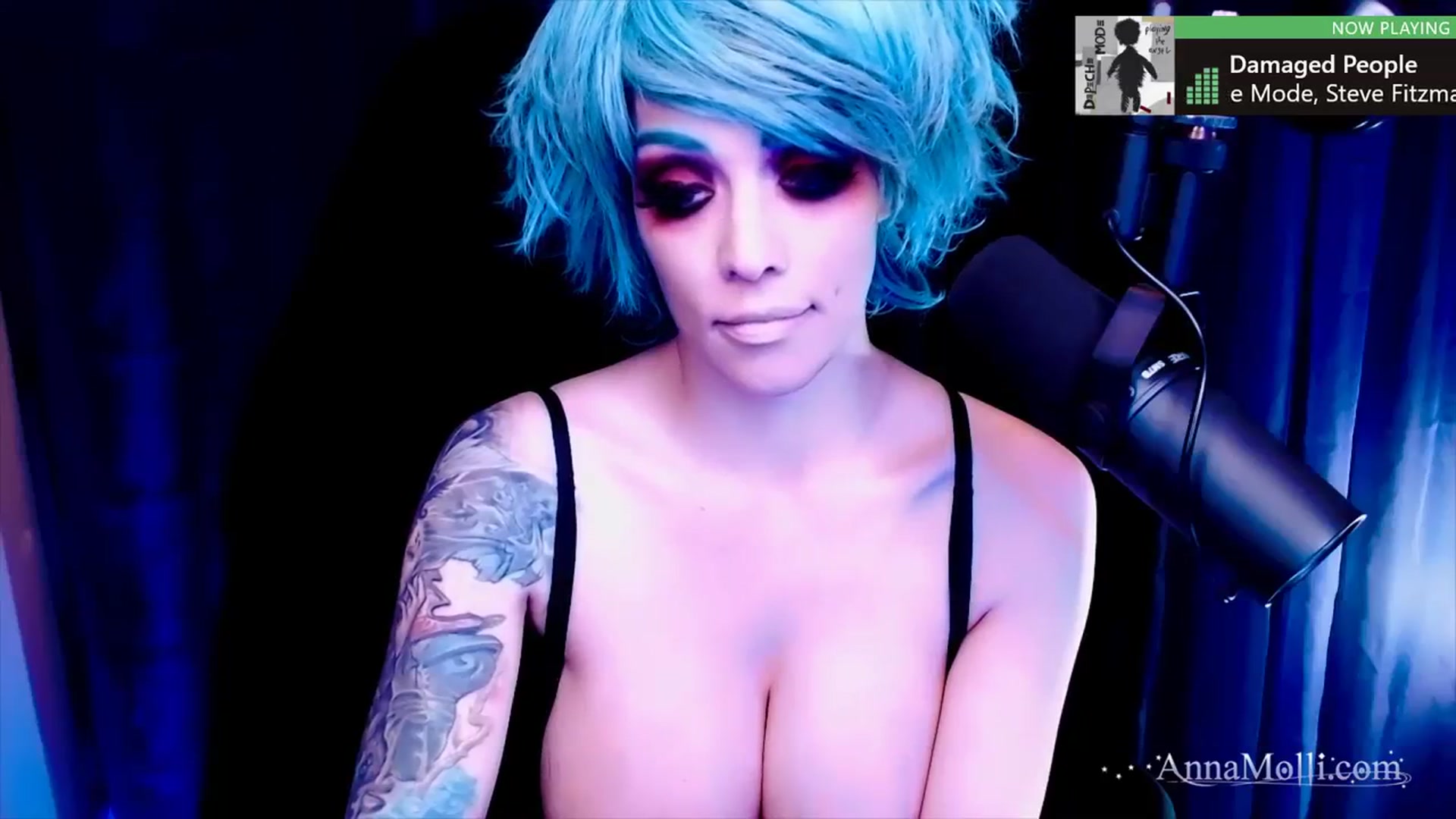 Gallery image thumbnail from AnnaMolli's myfreecams stream on, 09/01/2023, 06:26 image 2 of 20