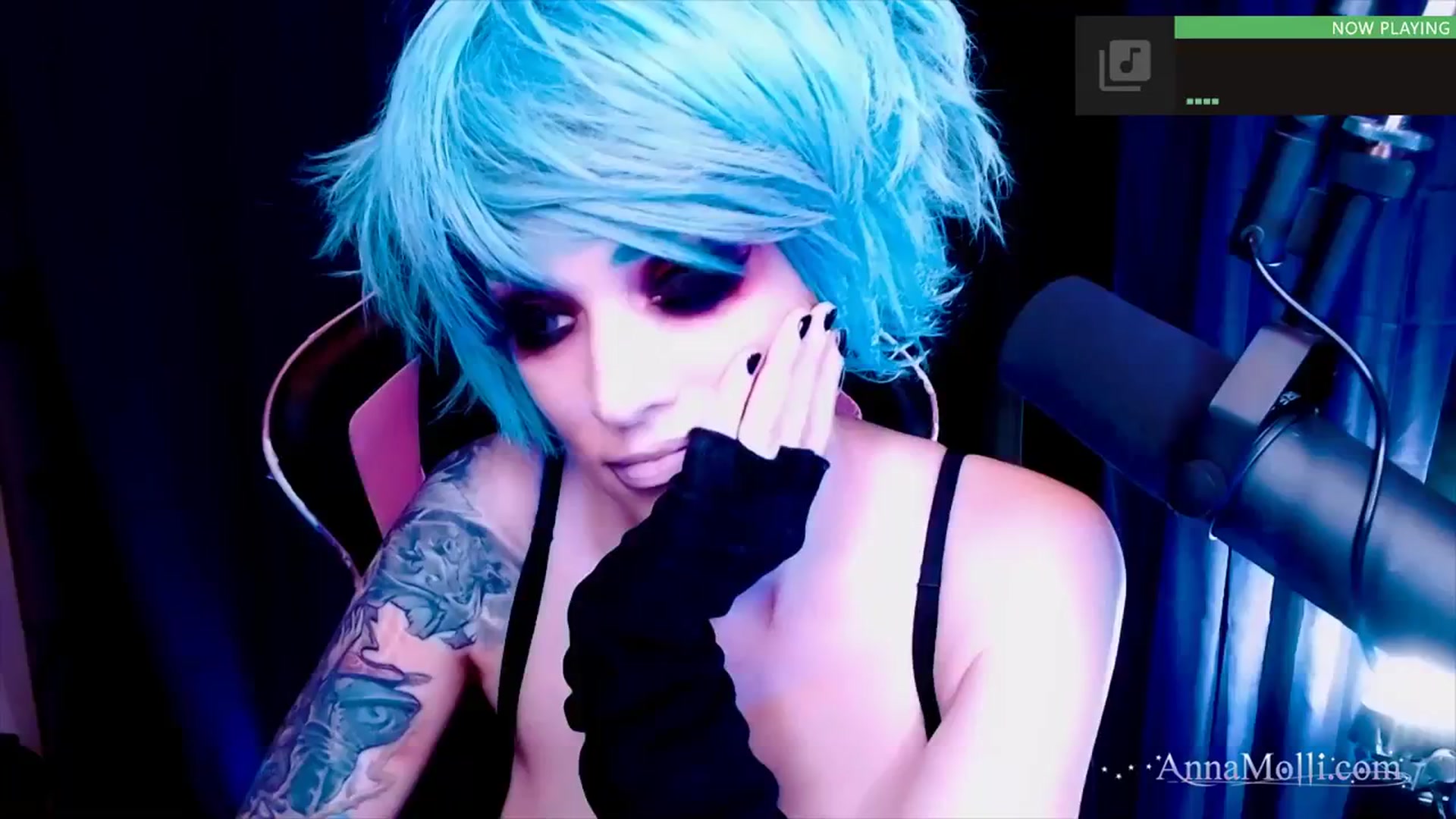 Gallery image thumbnail from AnnaMolli's myfreecams stream on, 09/21/2023, 03:58 image 1 of 20