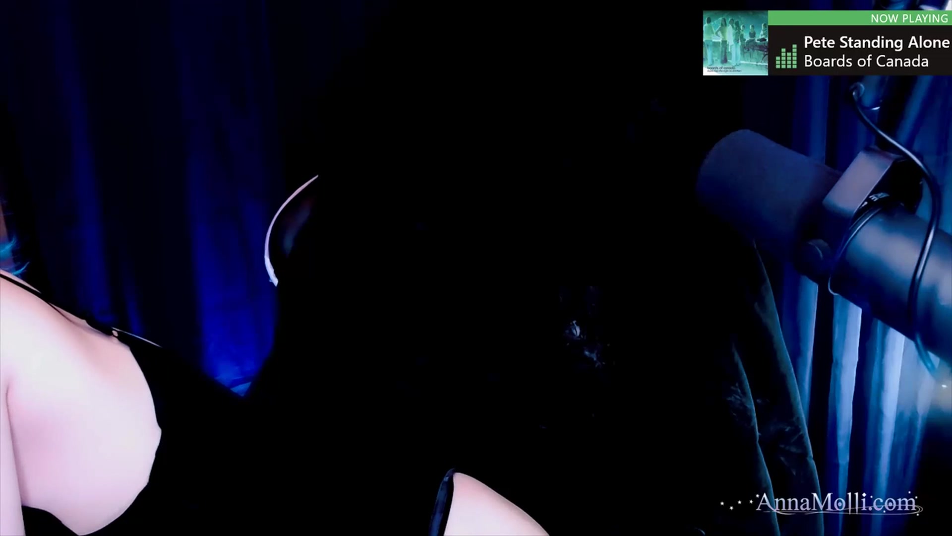 Gallery image thumbnail from AnnaMolli's myfreecams stream on, 09/23/2023, 03:37 image 5 of 20