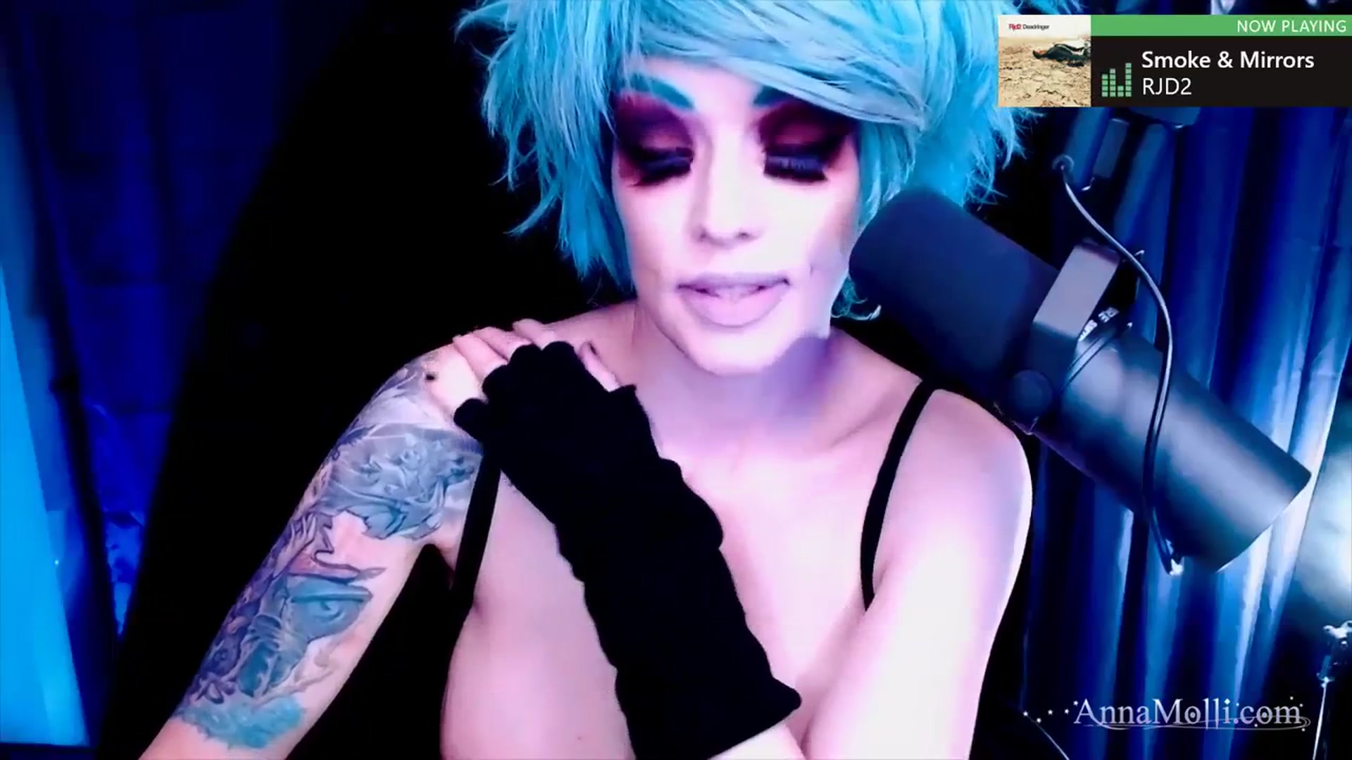 Gallery image thumbnail from AnnaMolli's myfreecams stream on, 09/28/2023, 03:25 image 5 of 20