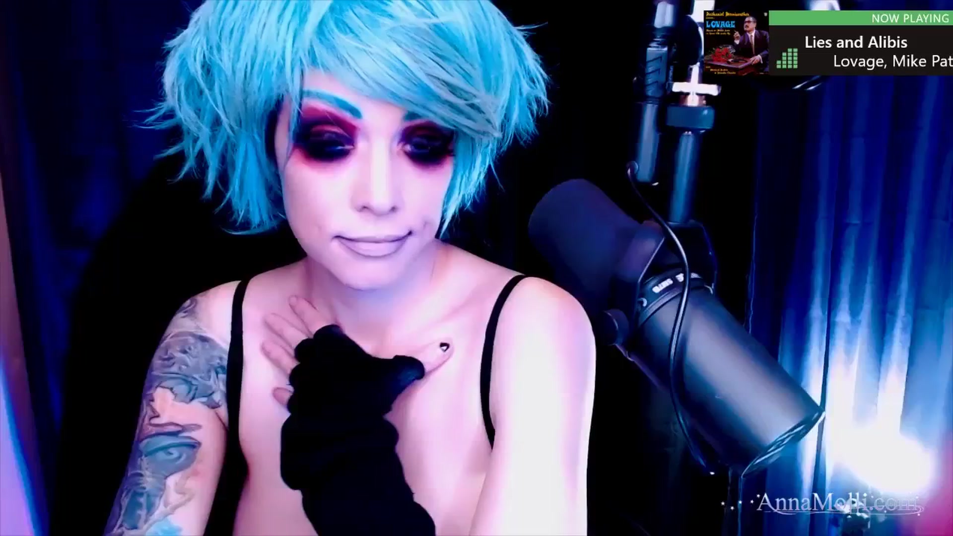 Gallery image thumbnail from AnnaMolli's myfreecams stream on, 10/07/2023, 03:18 image 15 of 20