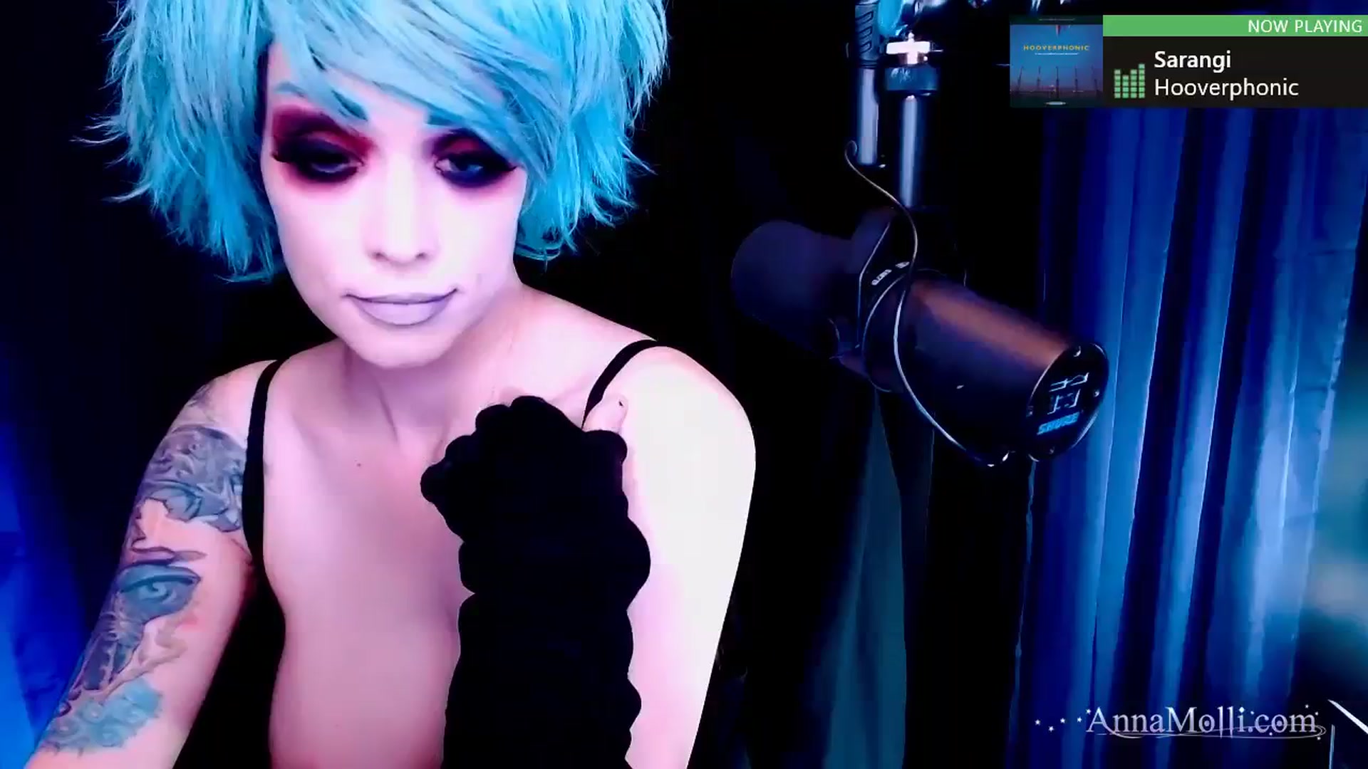 Gallery image thumbnail from AnnaMolli's myfreecams stream on, 11/11/2023, 05:02 image 5 of 20