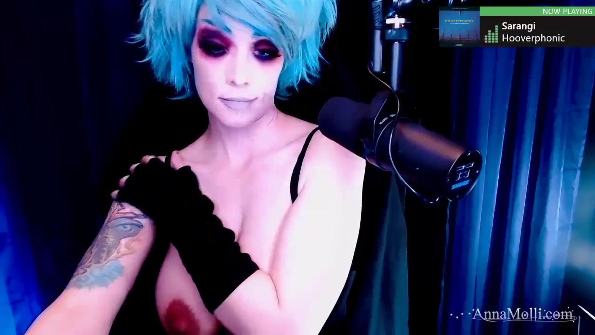 Gallery image thumbnail from AnnaMolli's myfreecams stream on, 11/11/2023, 05:02 image 6 of 20