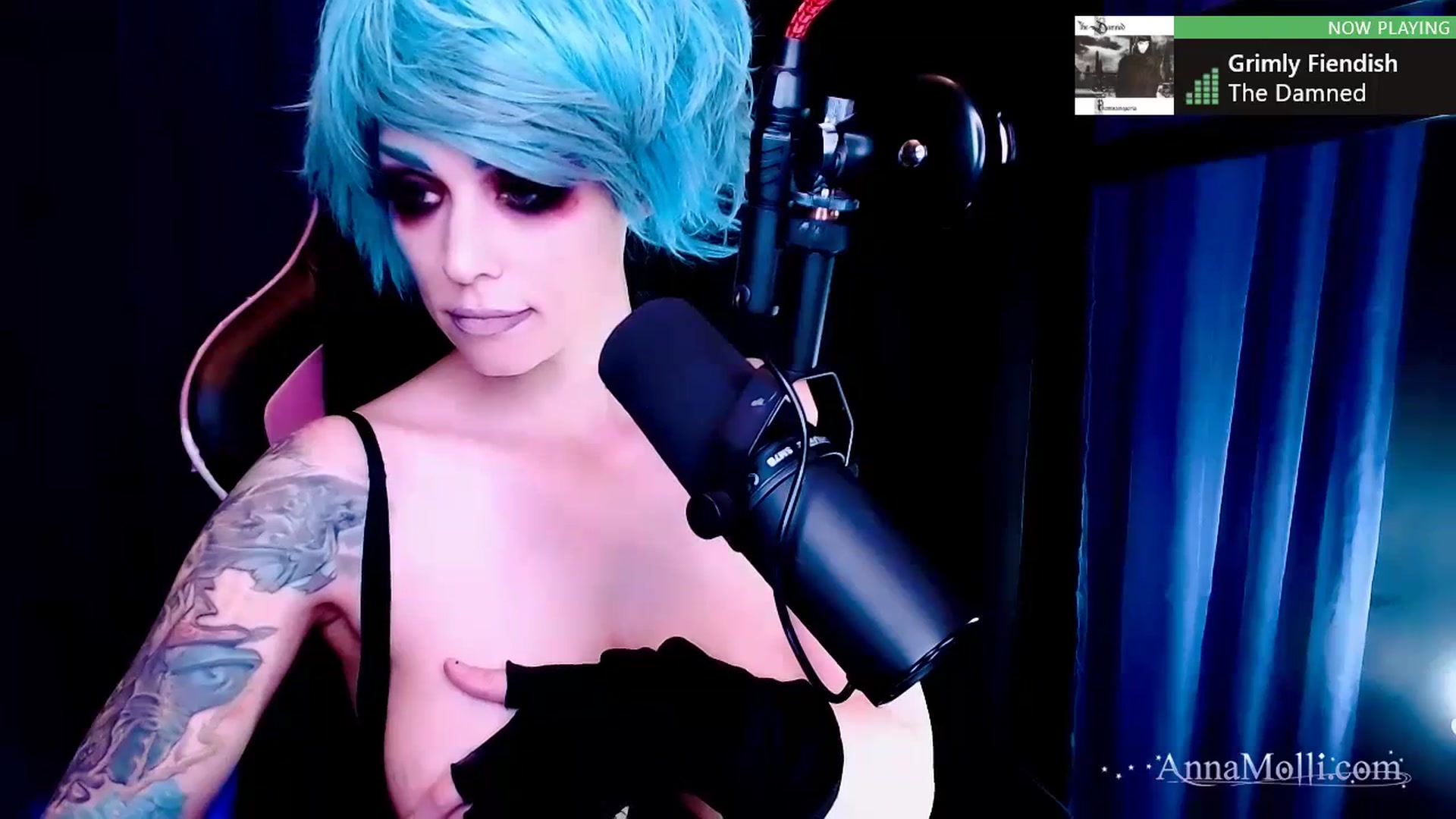 Gallery image thumbnail from AnnaMolli's myfreecams stream on, 11/15/2023, 04:38 image 20 of 20