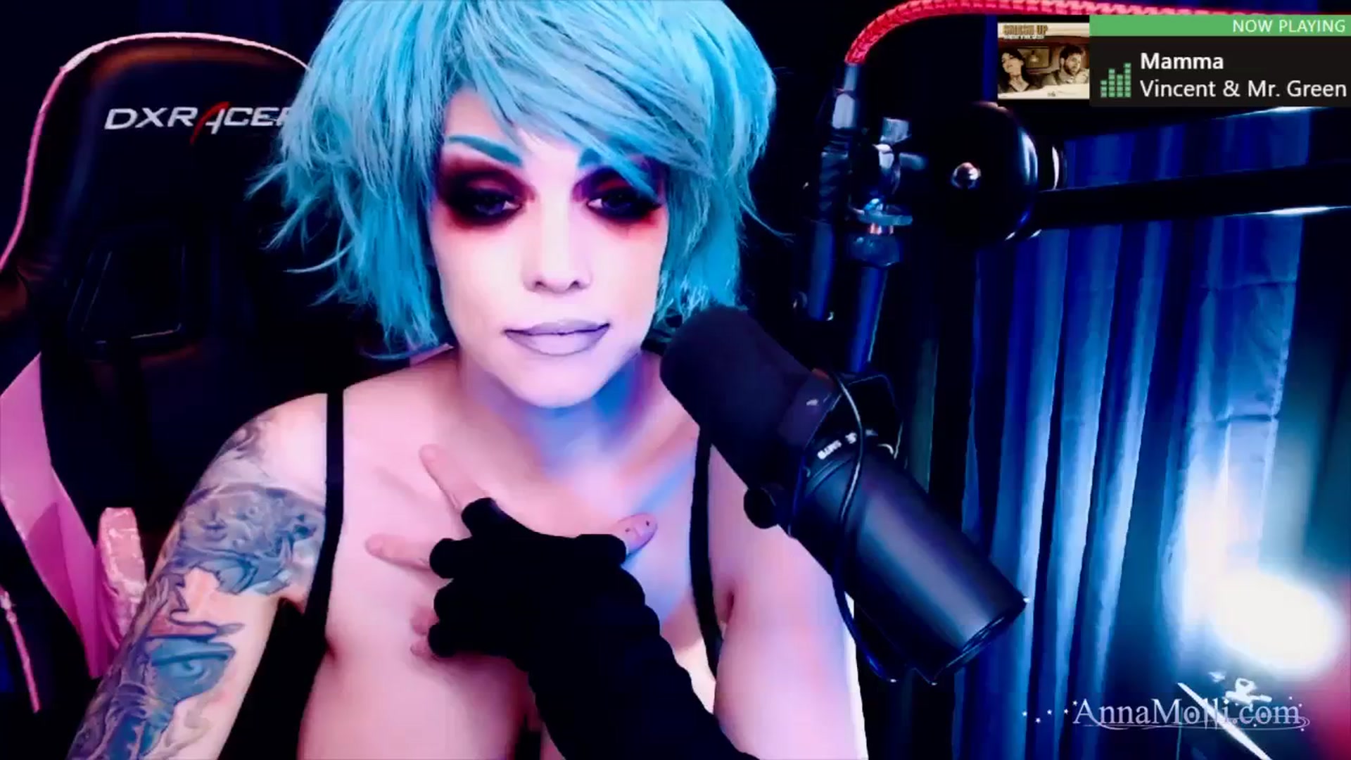 Gallery image thumbnail from AnnaMolli's myfreecams stream on, 11/19/2023, 04:45 image 11 of 20