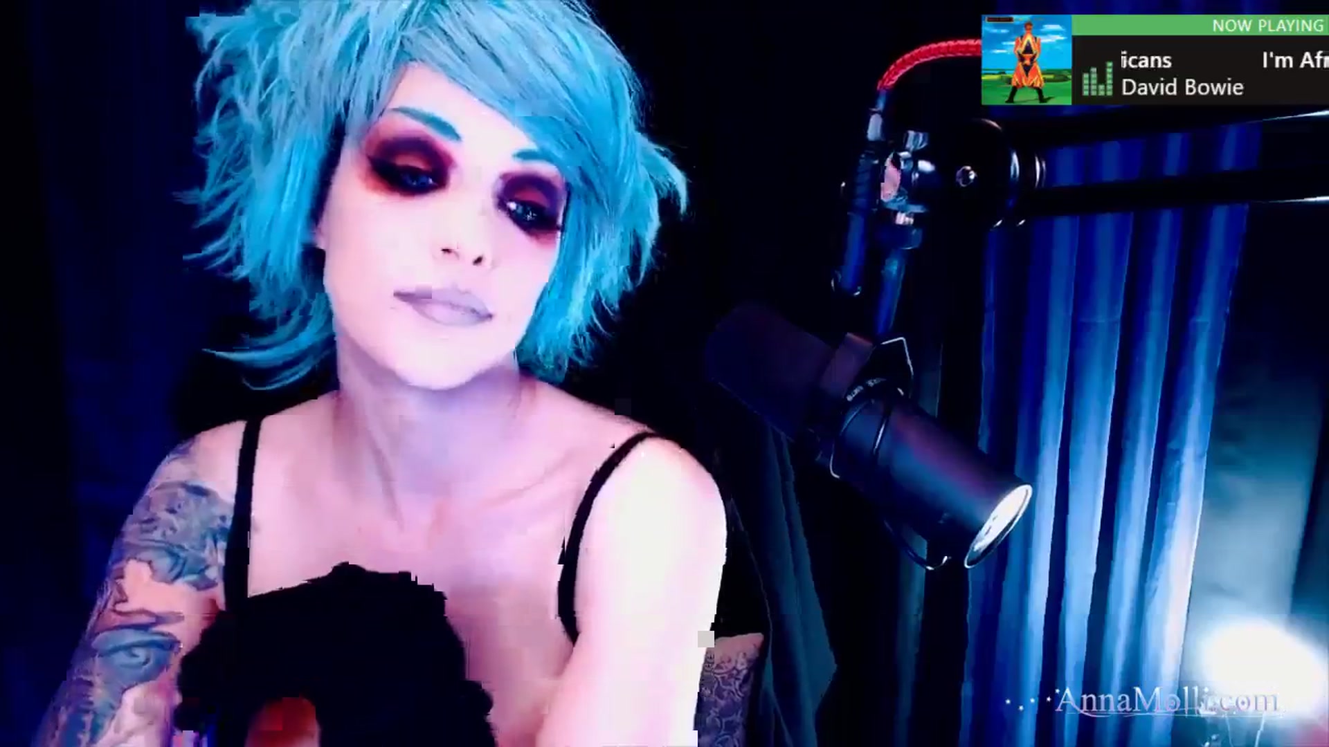 Gallery image thumbnail from AnnaMolli's myfreecams stream on, 12/04/2023, 05:03 image 17 of 20