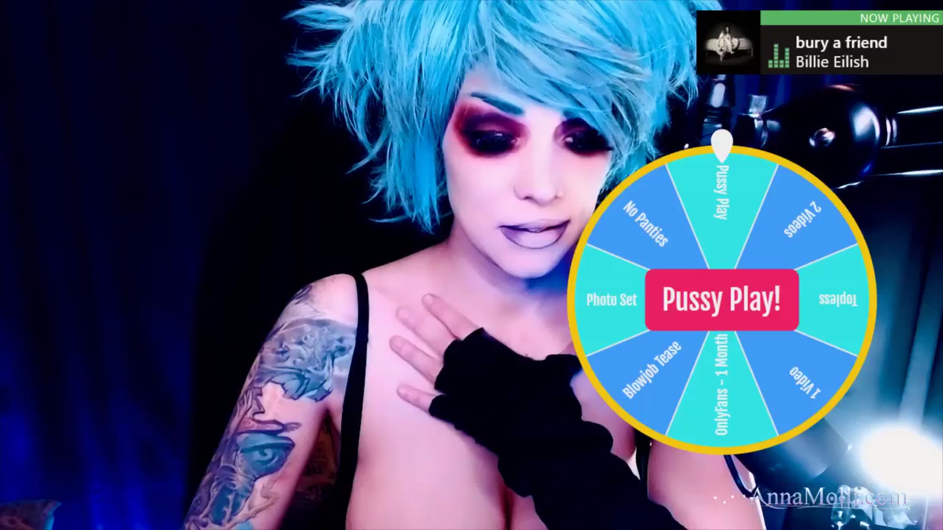 Gallery image thumbnail from AnnaMolli's myfreecams stream on, 12/13/2023, 05:05 image 1 of 20