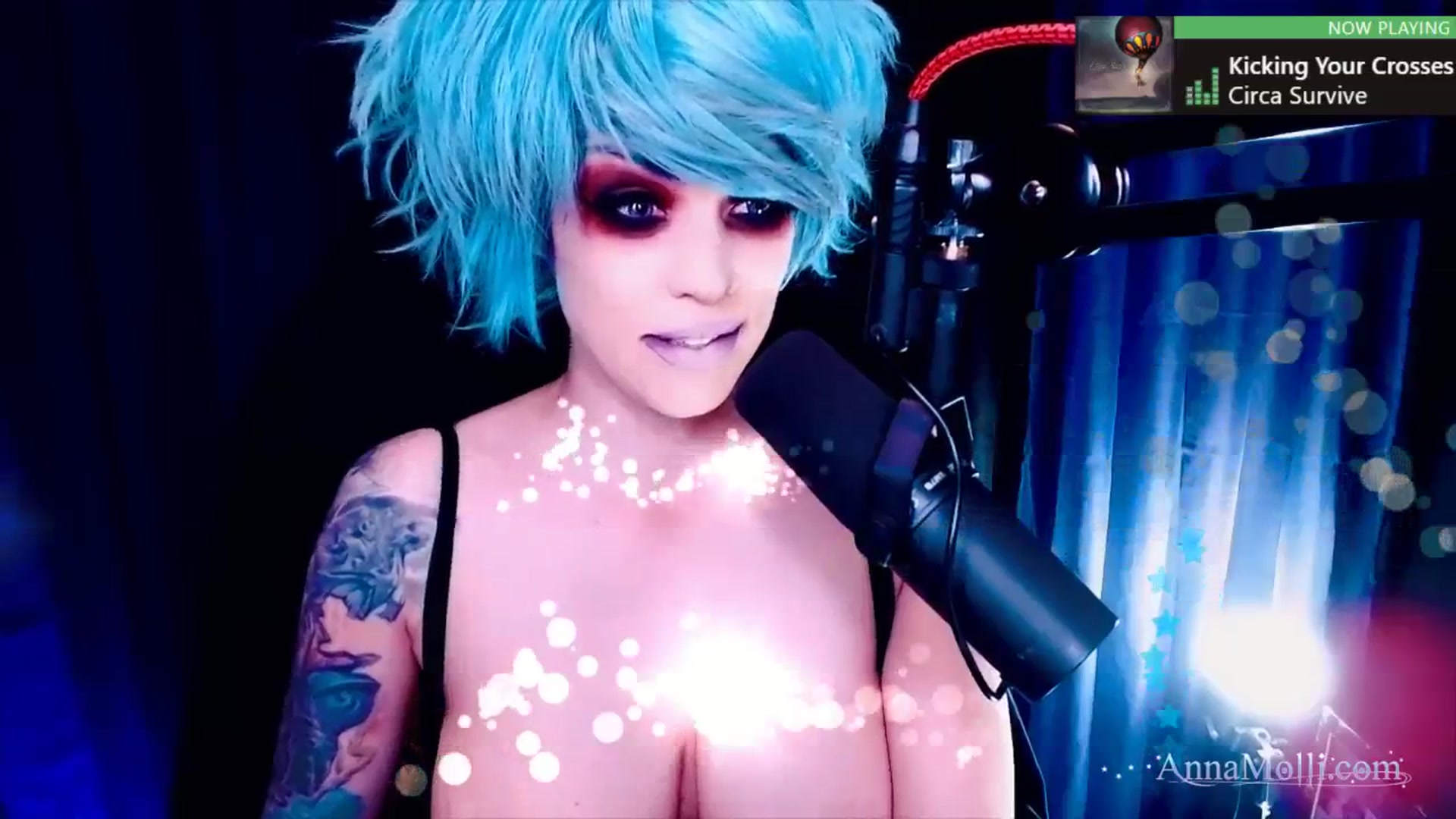 Gallery image thumbnail from AnnaMolli's myfreecams stream on, 12/28/2023, 04:46 image 5 of 20