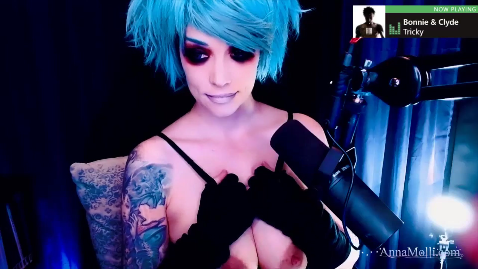 Gallery image thumbnail from AnnaMolli's myfreecams stream on, 01/13/2024, 04:48 image 19 of 20