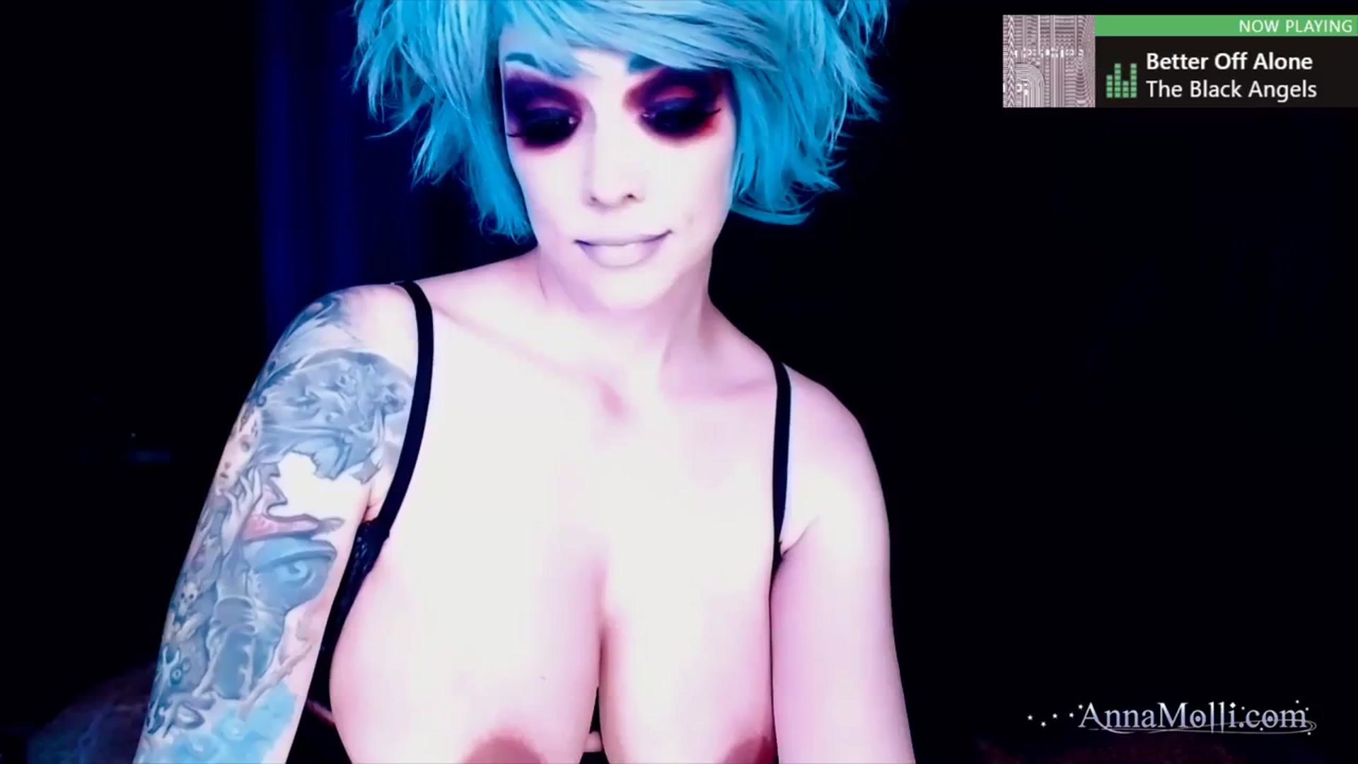 Gallery image thumbnail from AnnaMolli's myfreecams stream on, 02/11/2024, 05:04 image 4 of 20