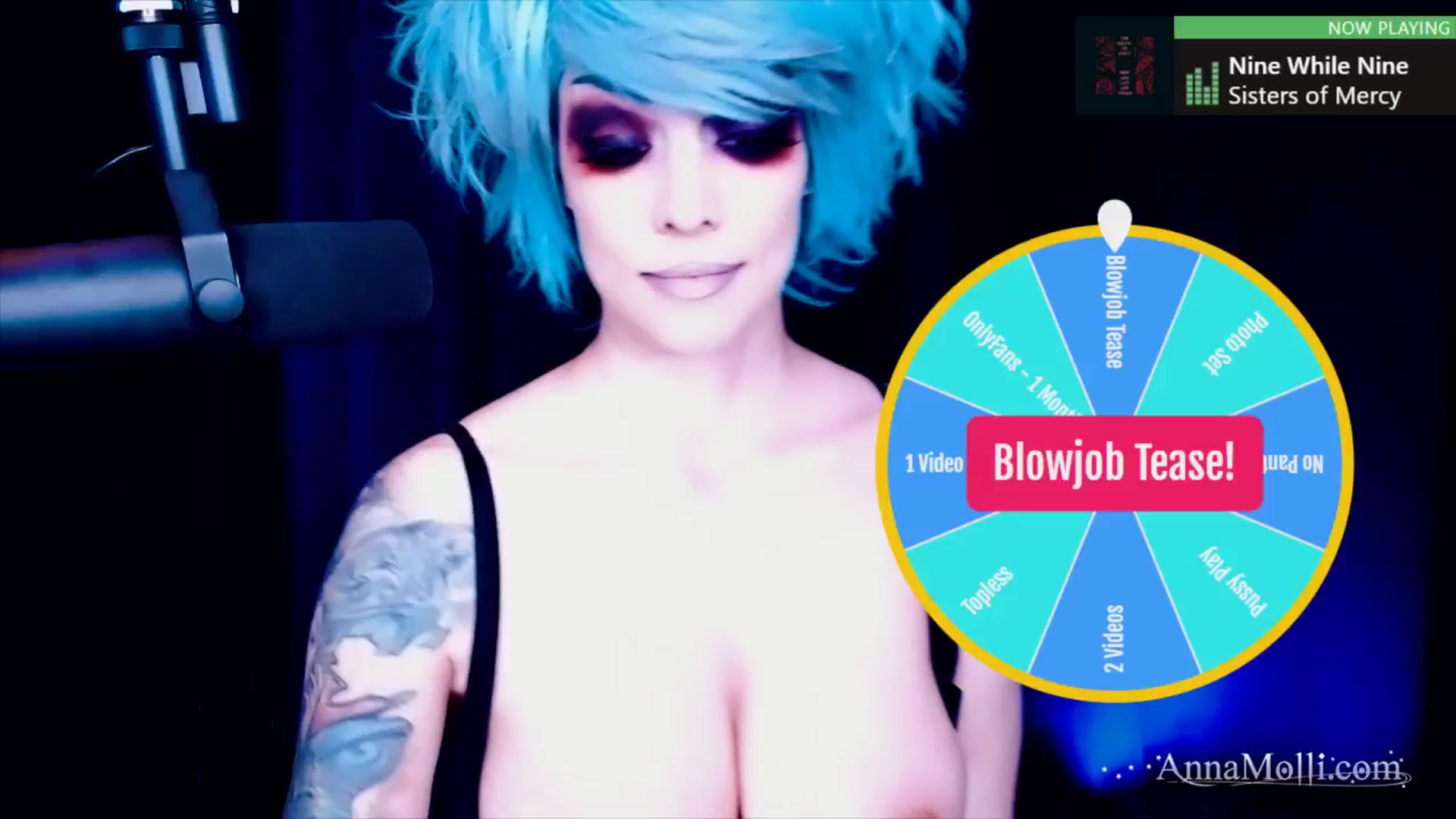 Gallery image thumbnail from AnnaMolli's myfreecams stream on, 02/16/2024, 05:02 image 2 of 20