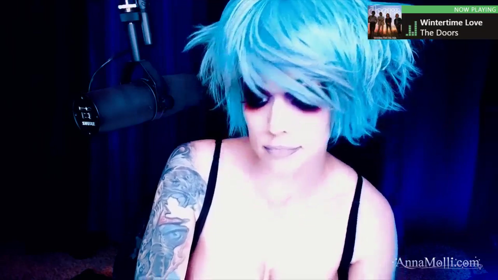 Gallery image thumbnail from AnnaMolli's myfreecams stream on, 03/06/2024, 05:06 image 12 of 20