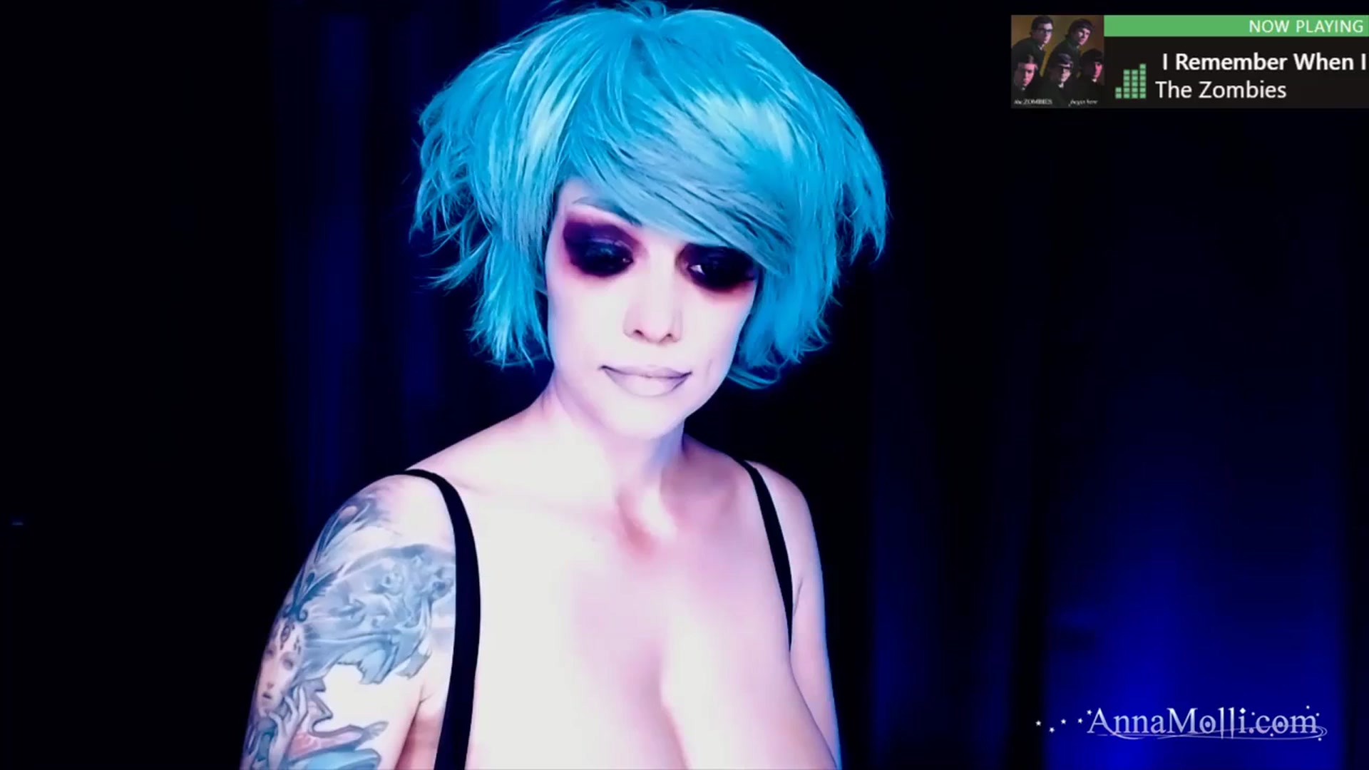 Gallery image thumbnail from AnnaMolli's myfreecams stream on, 03/26/2024, 04:07 image 9 of 20