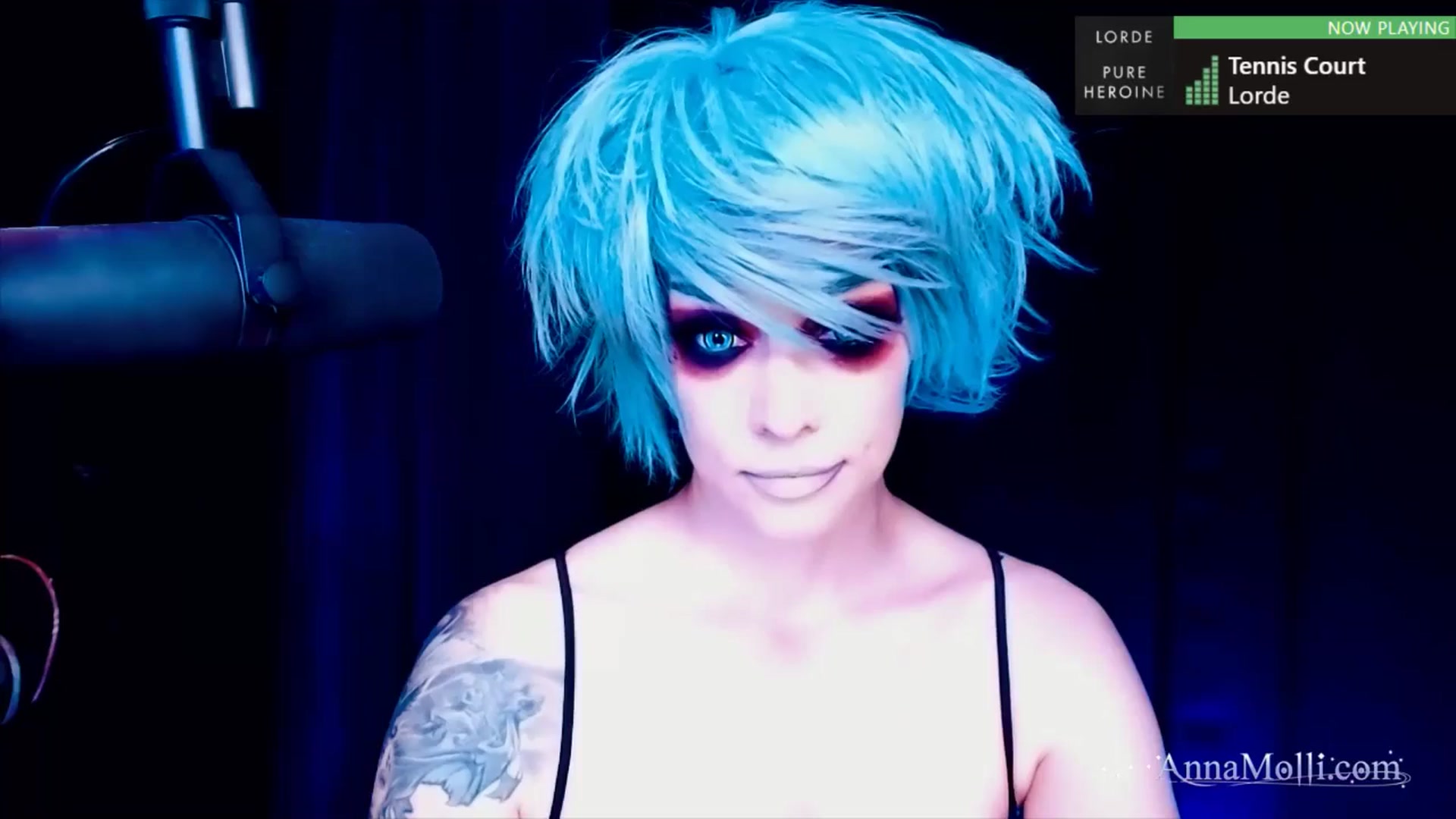Gallery image thumbnail from AnnaMolli's myfreecams stream on, 04/26/2024, 03:44 image 18 of 20