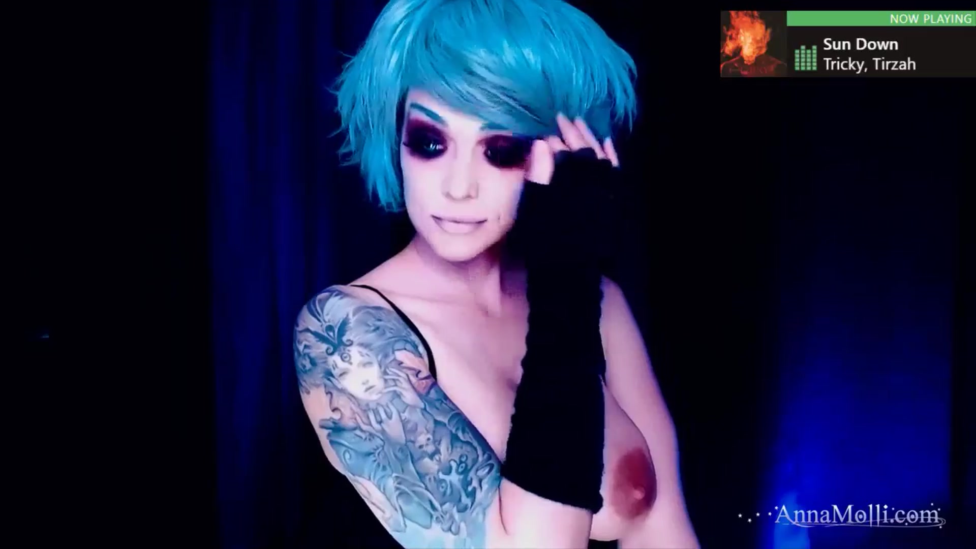 Gallery image thumbnail from AnnaMolli's myfreecams stream on, 05/07/2024, 04:03 image 18 of 20