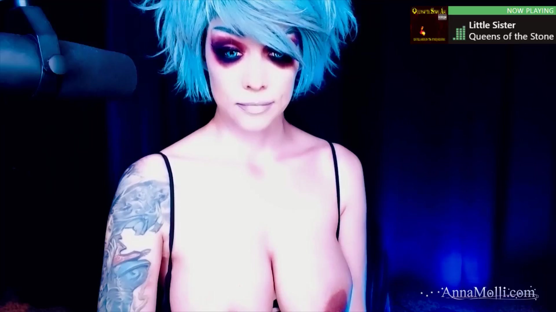 Gallery image thumbnail from AnnaMolli's myfreecams stream on, 05/09/2024, 03:35 image 17 of 20