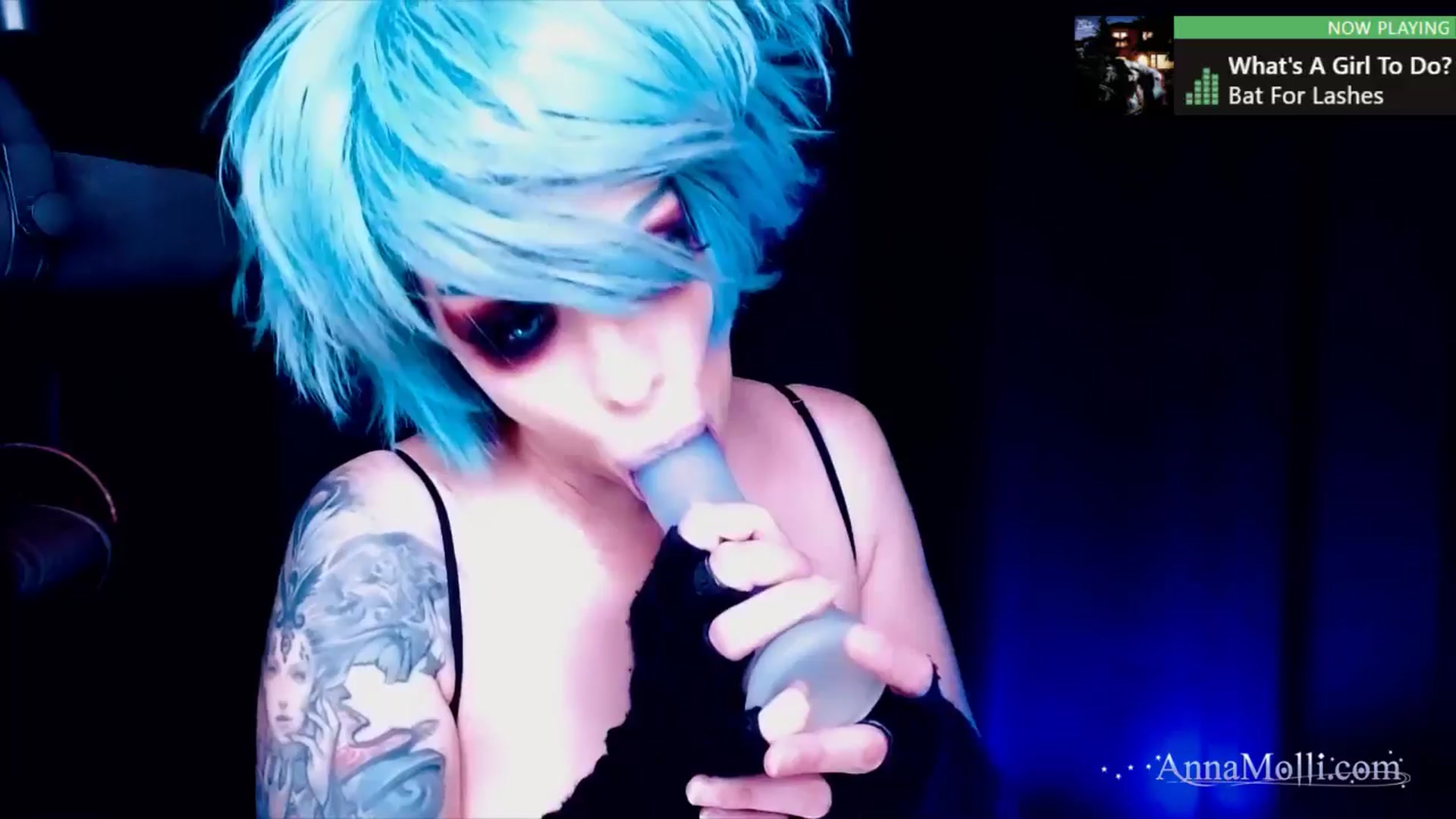 Gallery image thumbnail from AnnaMolli's myfreecams stream on, 05/11/2024, 03:56 image 5 of 20