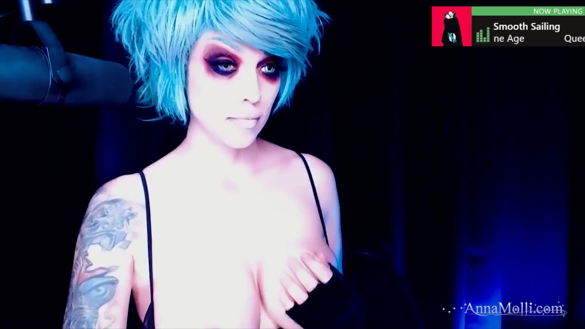 Gallery image thumbnail from AnnaMolli's myfreecams stream on, 05/29/2024, 04:04 image 2 of 20