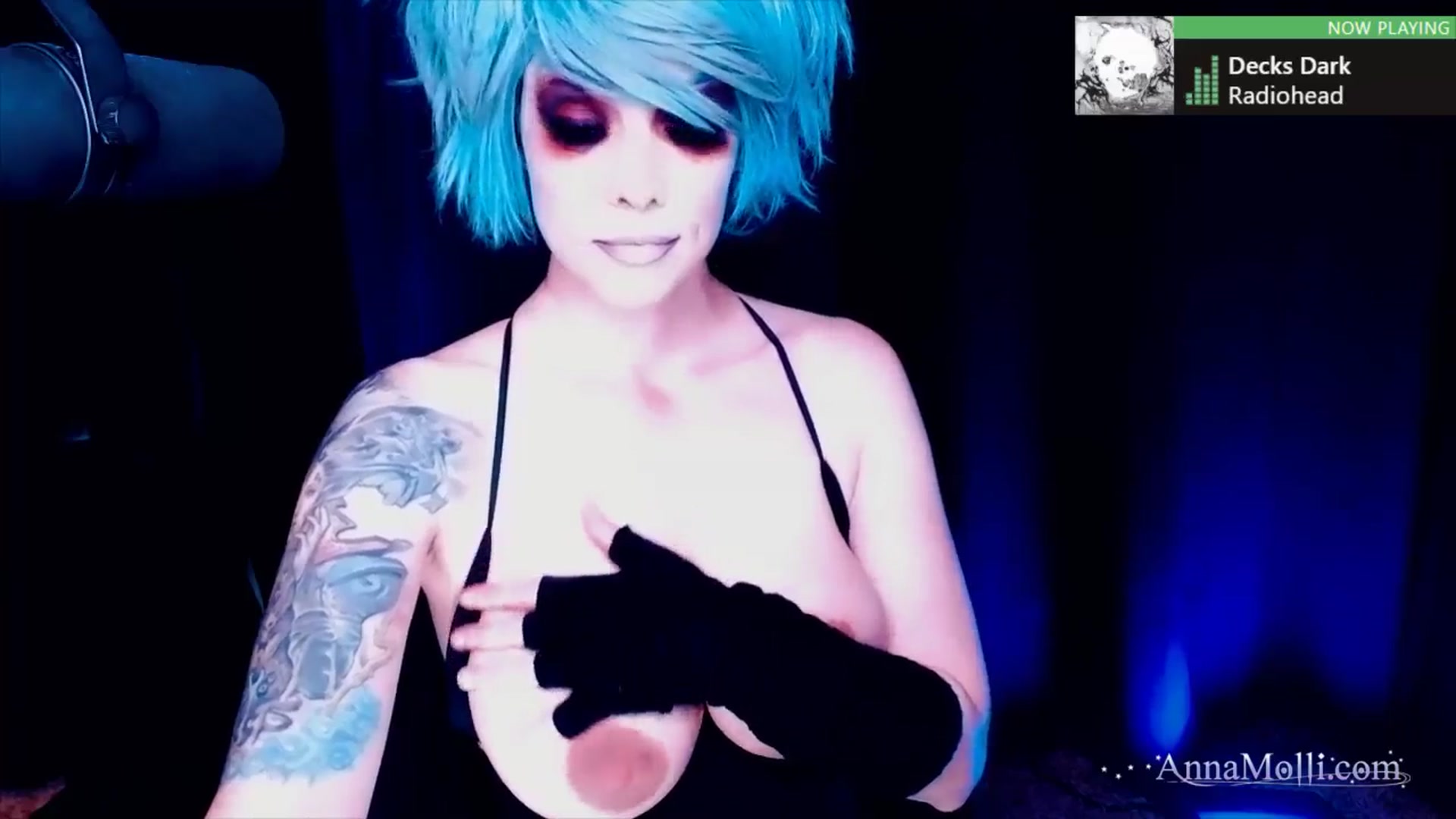 Gallery image thumbnail from AnnaMolli's myfreecams stream on, 05/31/2024, 04:03 image 11 of 20