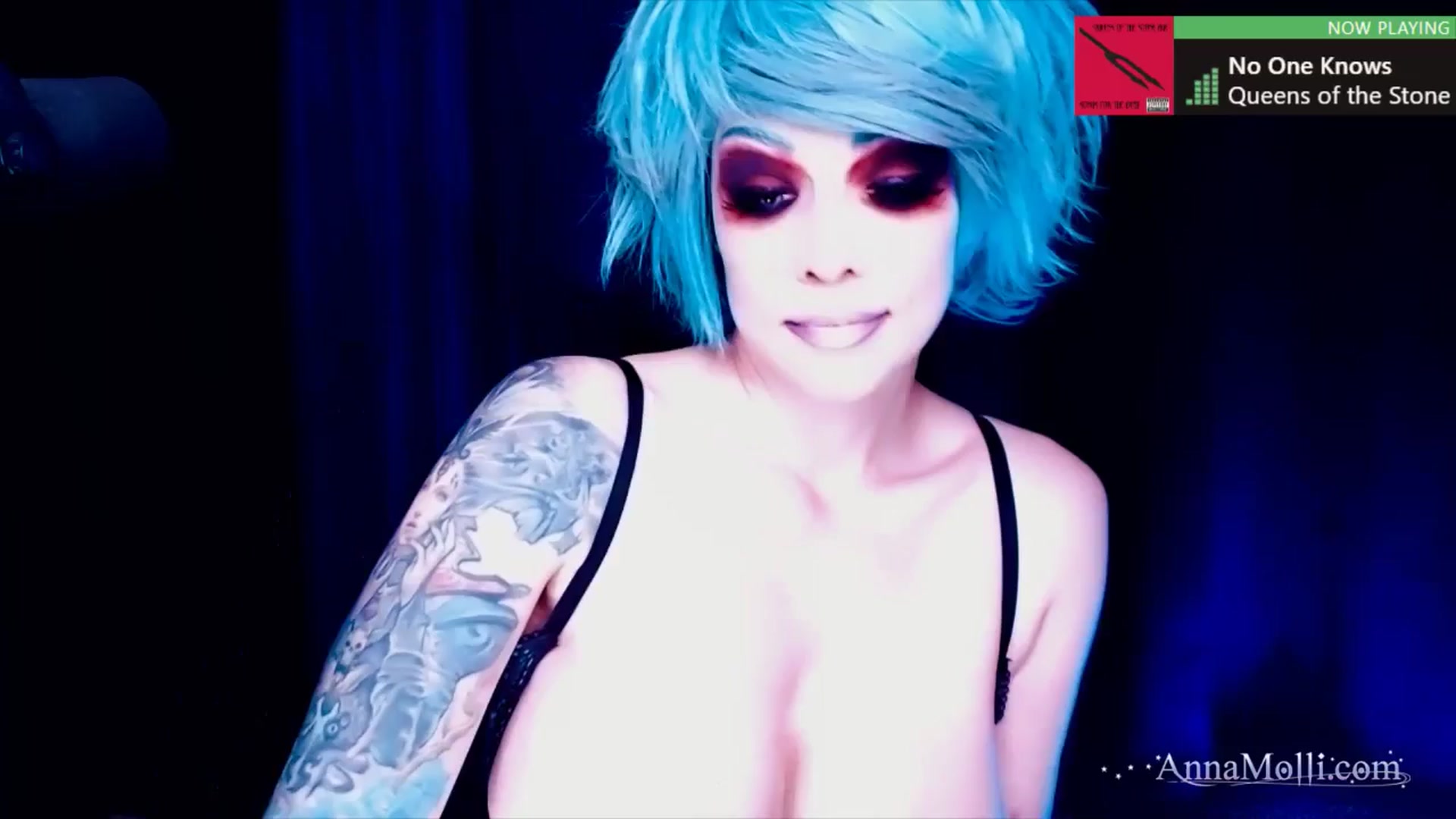 Gallery image thumbnail from AnnaMolli's myfreecams stream on, 06/08/2024, 04:09 image 3 of 20