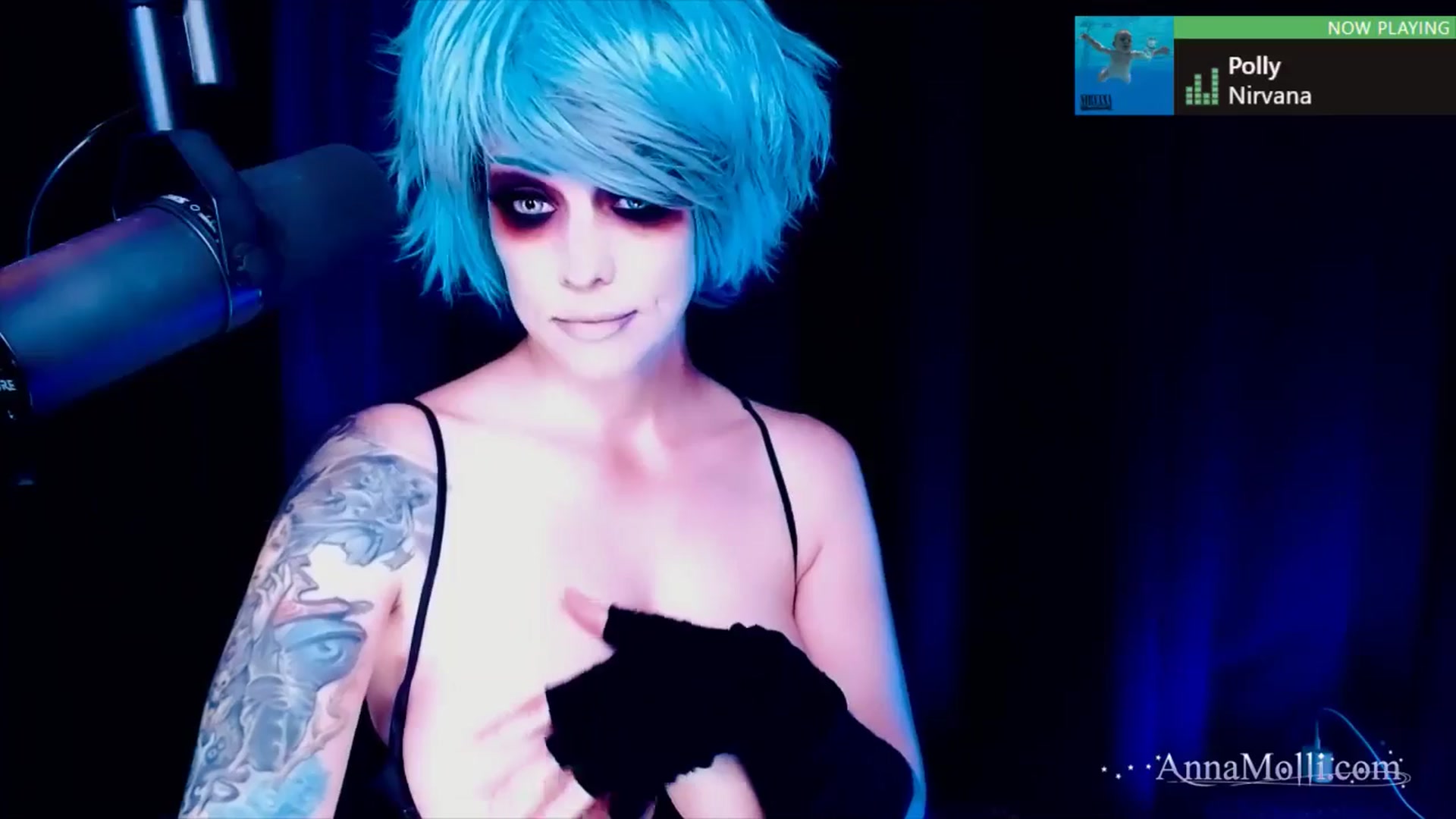 Gallery image thumbnail from AnnaMolli's myfreecams stream on, 06/10/2024, 04:06 image 13 of 20
