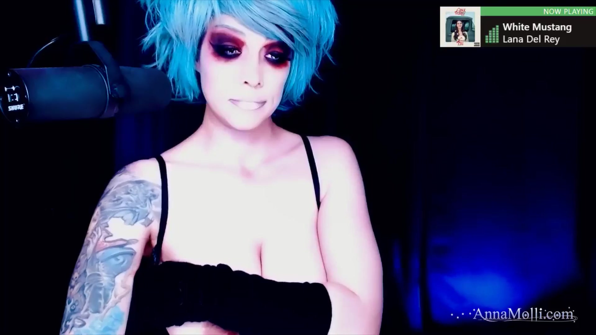 Gallery image thumbnail from AnnaMolli's myfreecams stream on, 06/20/2024, 04:19 image 16 of 20