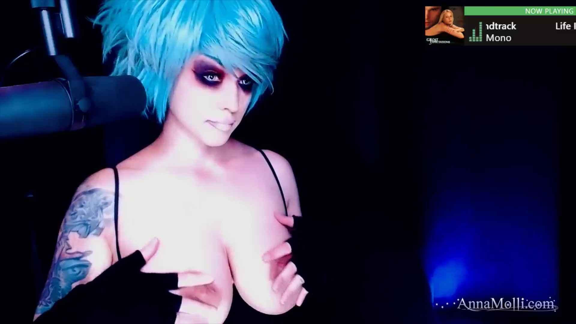 Gallery image thumbnail from AnnaMolli's myfreecams stream on, 06/28/2024, 04:04 image 5 of 20