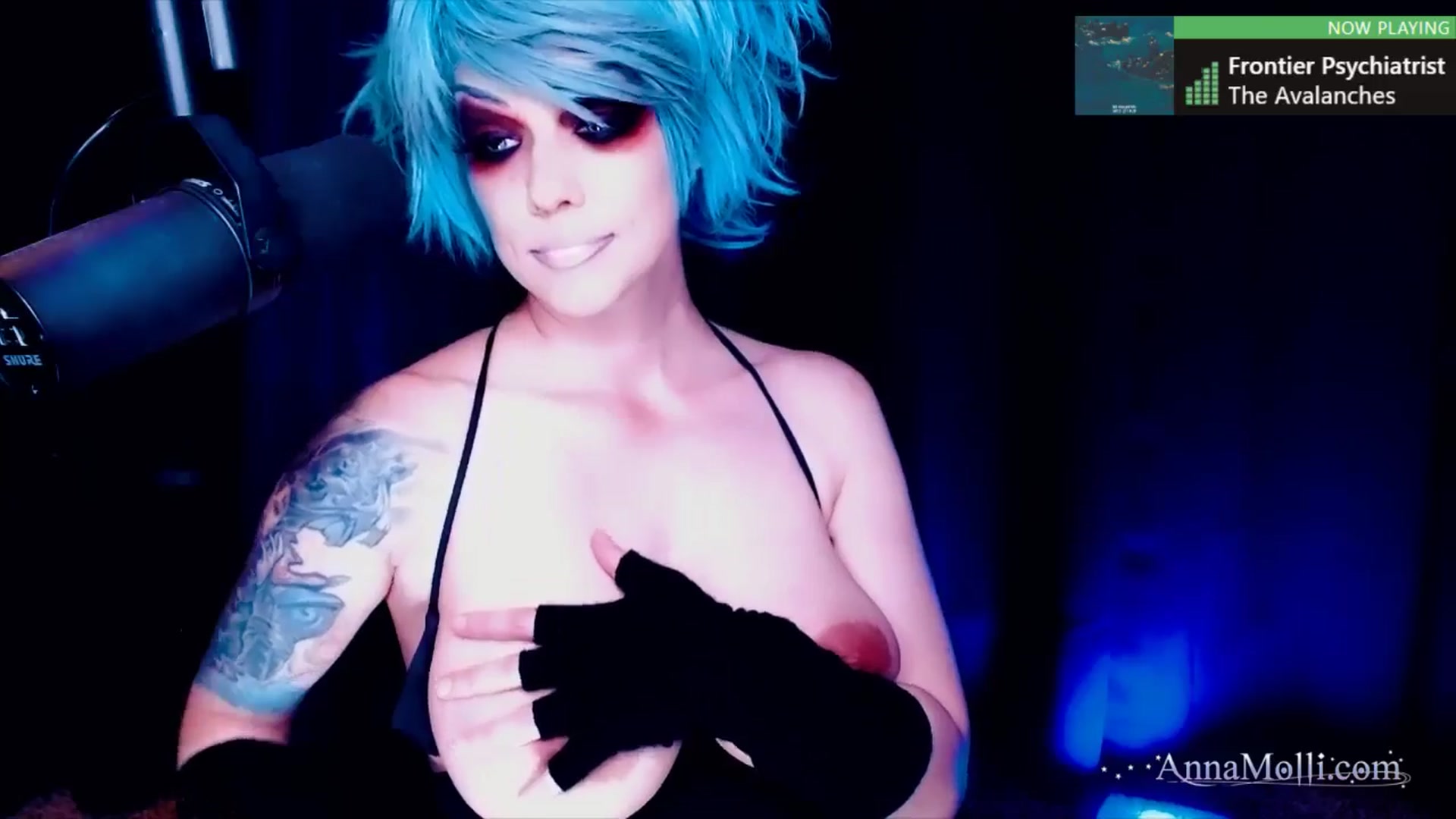 Gallery image thumbnail from AnnaMolli's myfreecams stream on, 06/29/2024, 04:03 image 13 of 20
