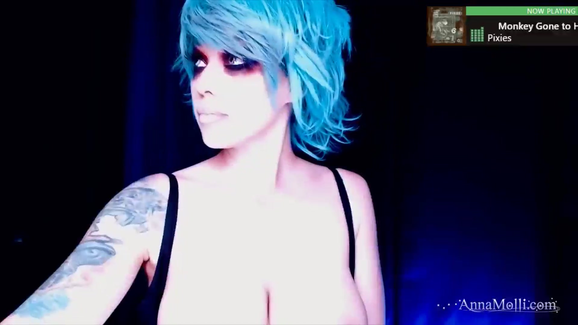 Gallery image thumbnail from AnnaMolli's myfreecams stream on, 07/12/2024, 04:03 image 9 of 20
