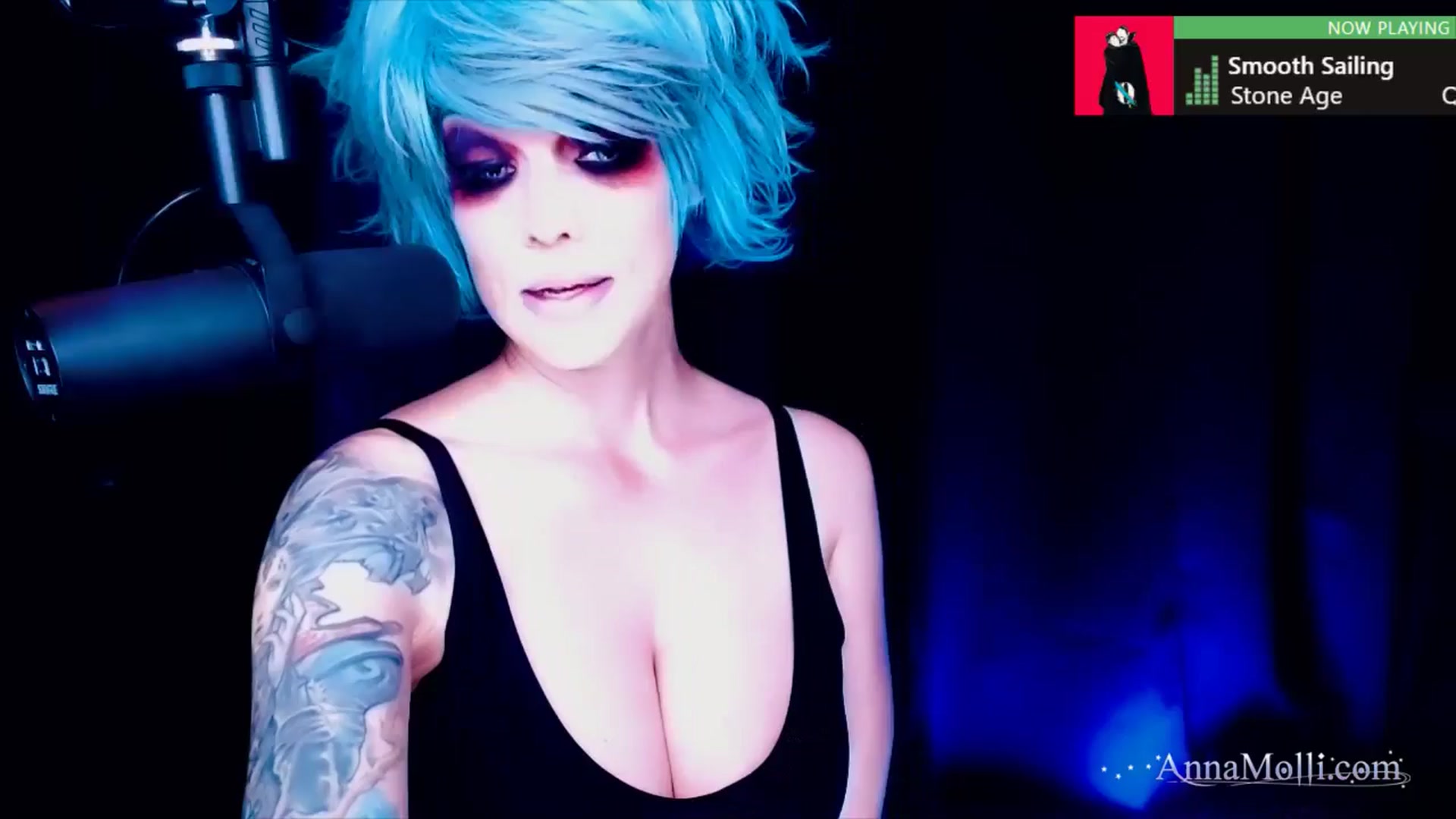 Gallery image thumbnail from AnnaMolli's myfreecams stream on, 07/20/2024, 03:26 image 1 of 20
